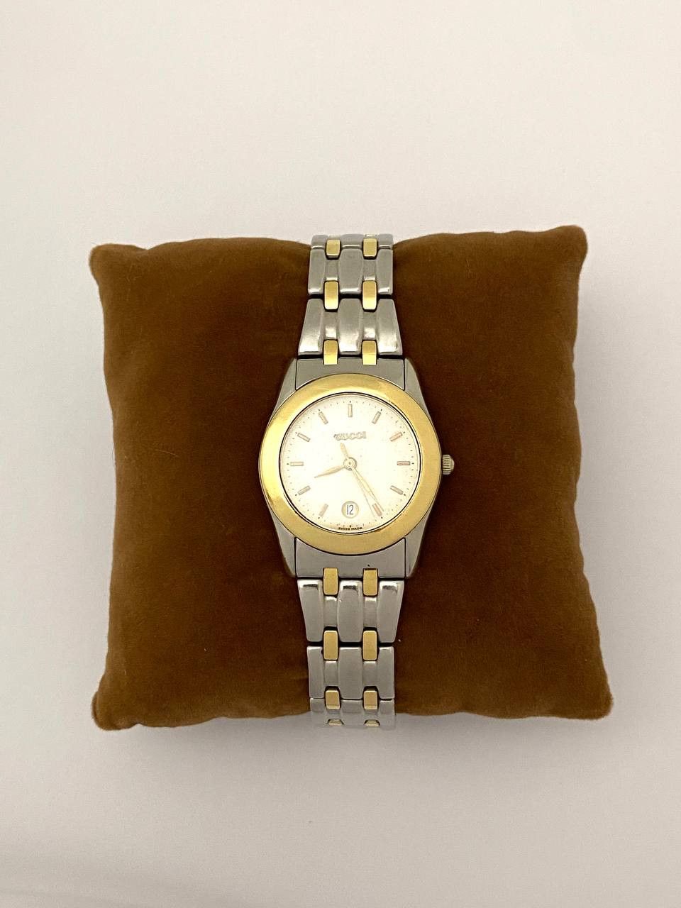 Gucci Gucci GG Logo Gold 18K Quartz Swiss 536 M Mens Wrist Watch Size ONE SIZE - 2 Thumbnail