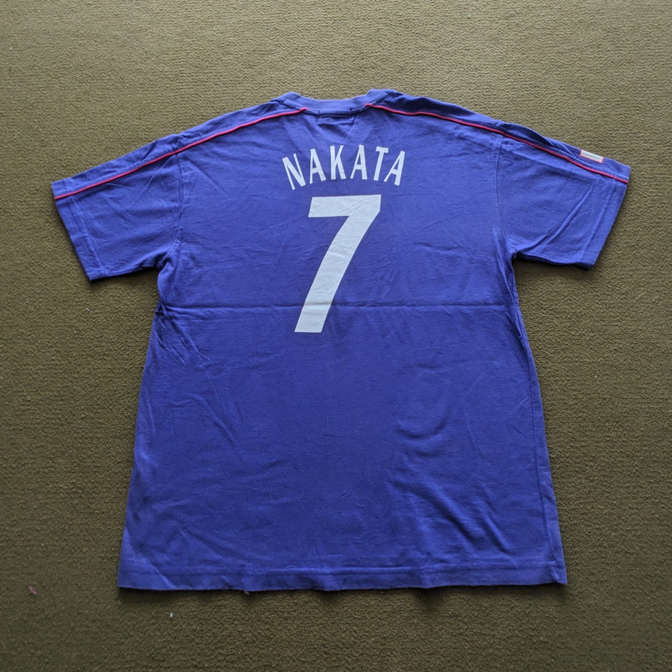 Vintage Vintage NAKATA Japan National Football Team T-shirt Size US L / EU 52-54 / 3 - 1 Thumbnail