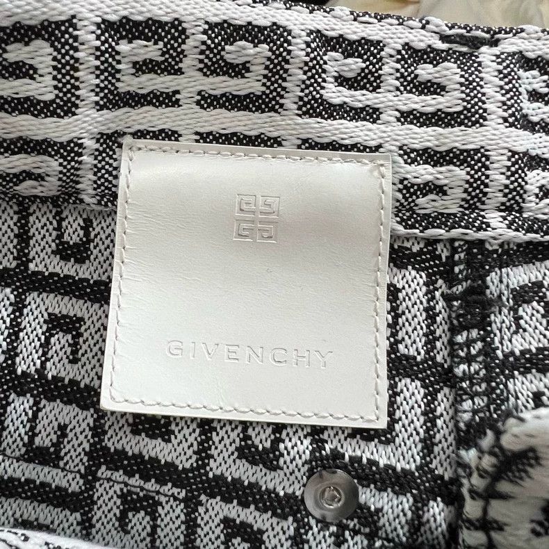 Givenchy Givenchy Quadruple Print Denim Long Trousers, official pri Size US 26 / EU 42 - 3 Thumbnail
