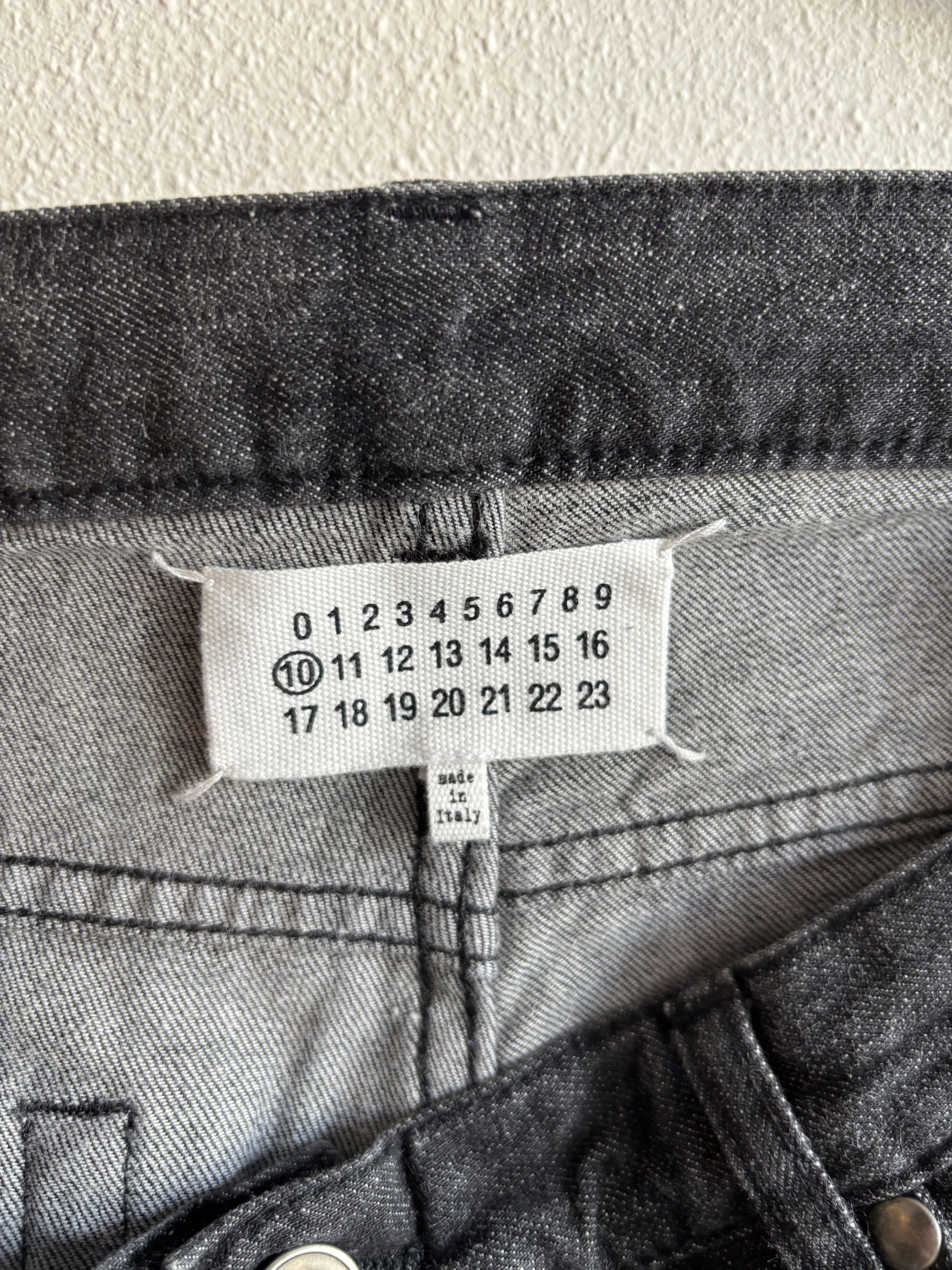 Maison Margiela Maison Margiela Grey Fade Denim Size US 32 / EU 48 - 3 Thumbnail