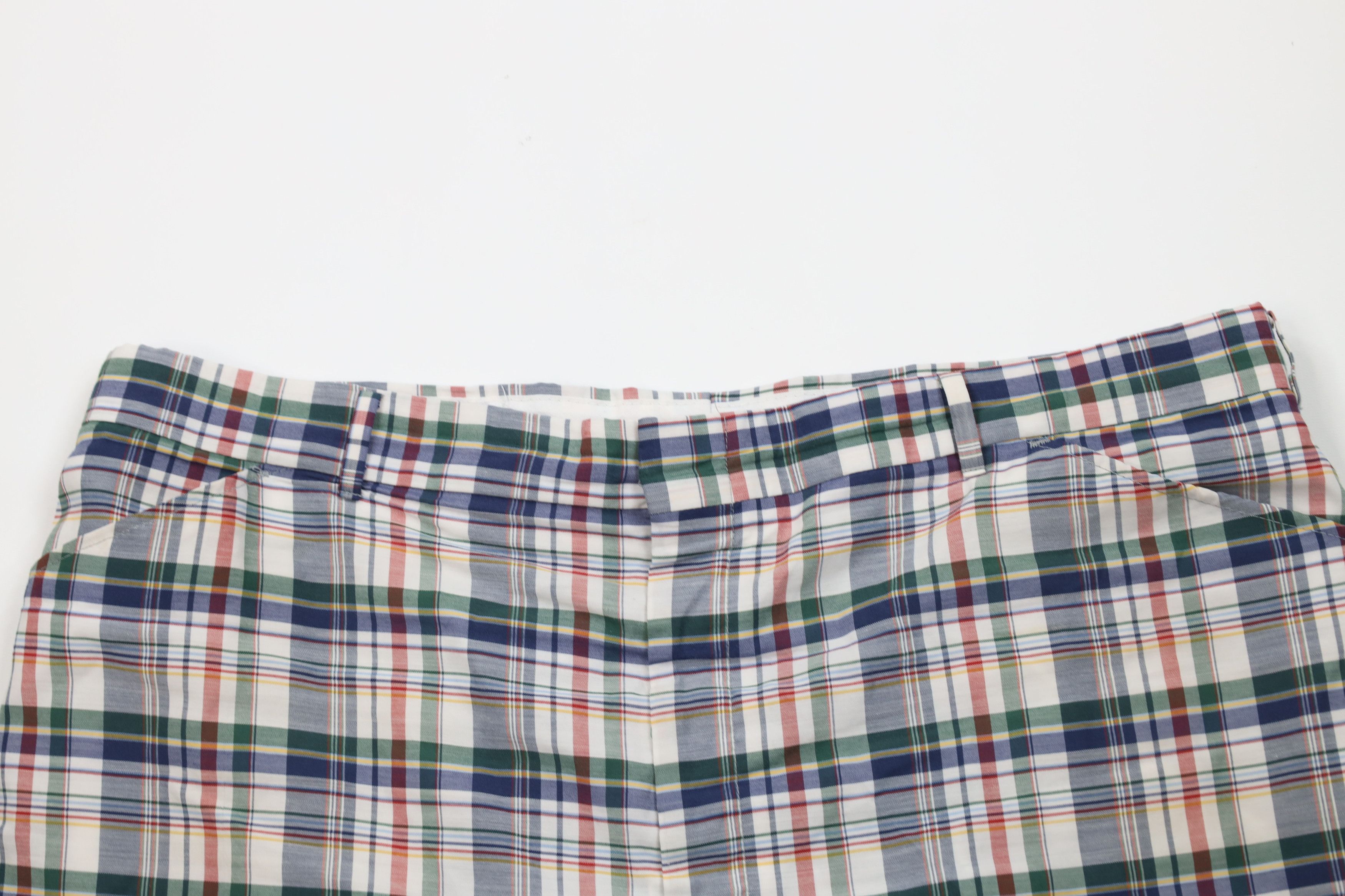 Vintage Vintage 70s Streetwear Plaid Above Knee Chino Shorts USA Size US 42 / EU 58 - 2 Thumbnail