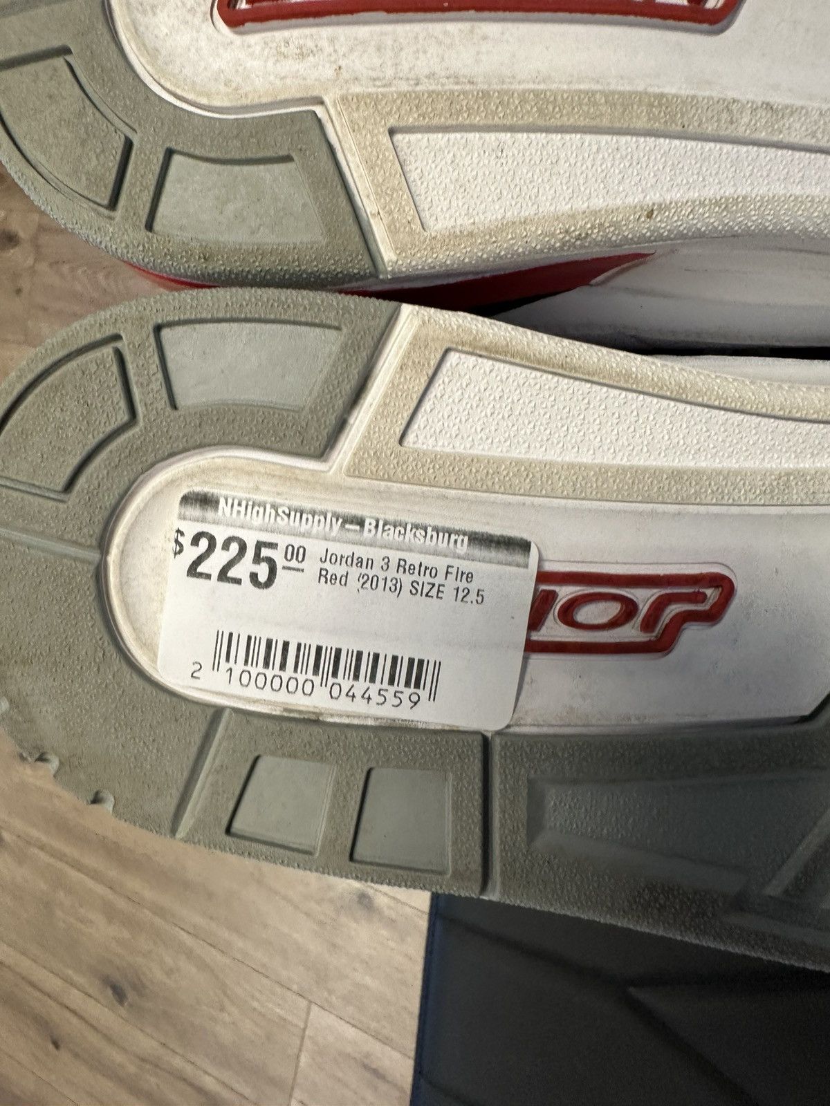 Nike Jordan 3 retro Size US 12.5 / EU 45-46 - 8 Thumbnail