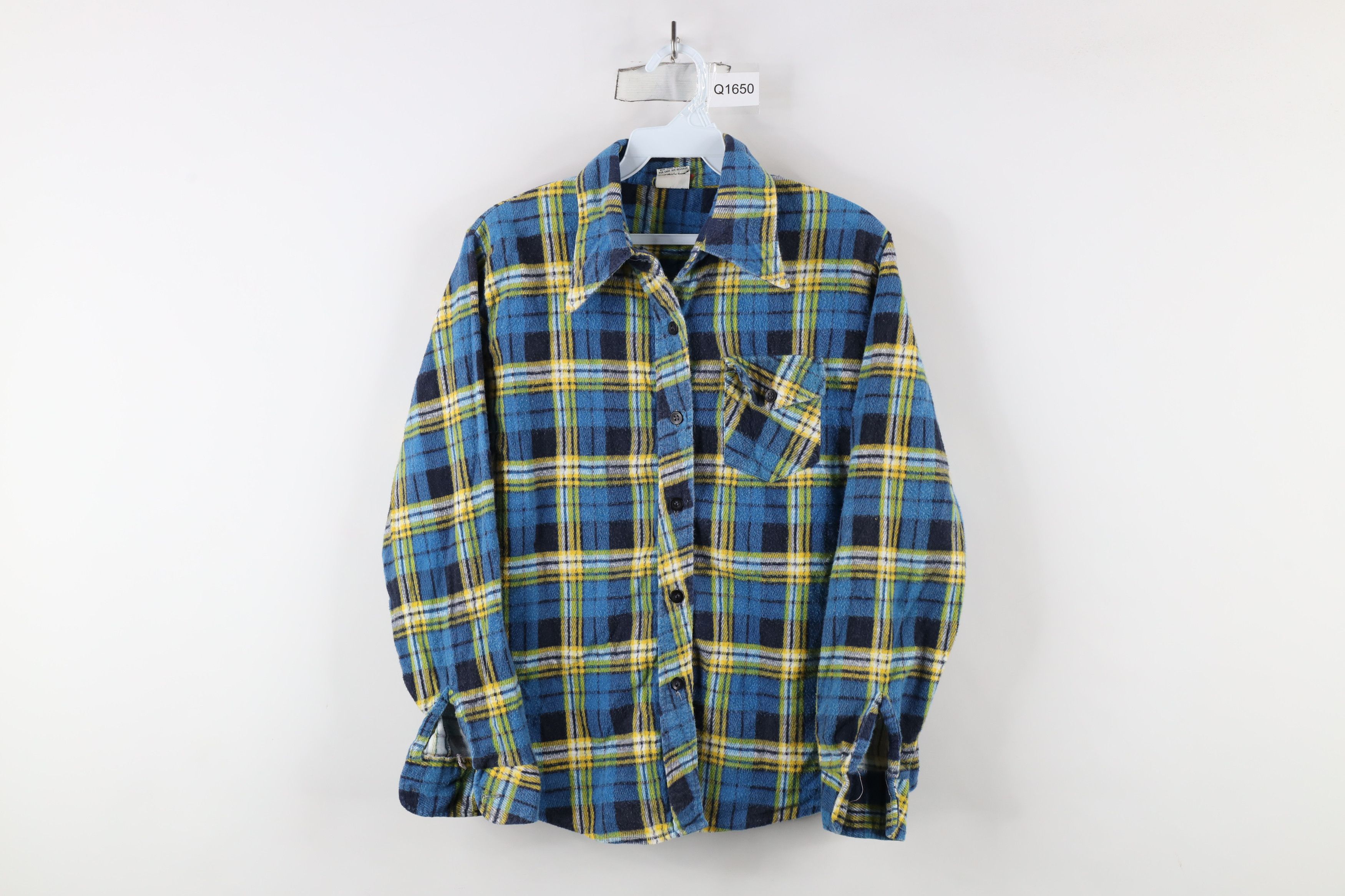 Vintage Vintage 70s Streetwear Flannel Collared Button Shirt Plaid Size XS / US 0-2 / IT 36-38 - 1 Thumbnail