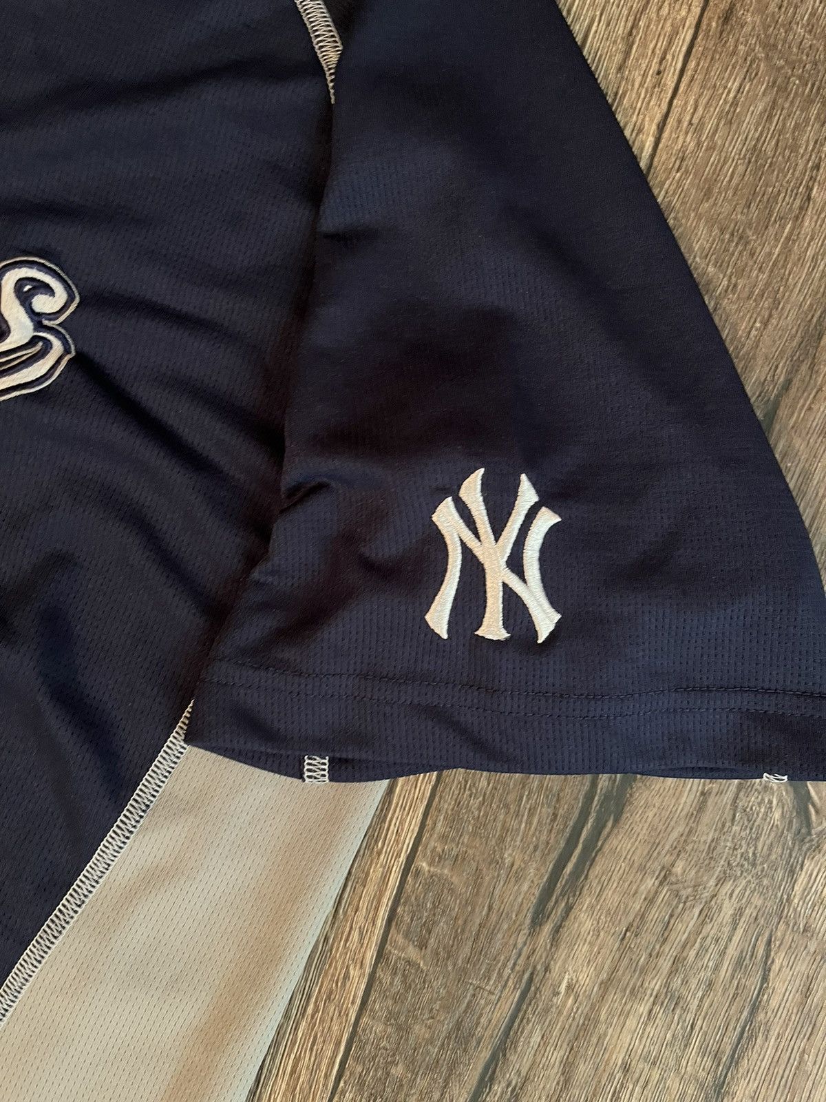 Majestic Vintage New York Yankees Majestic Big Logo T-shirt Jersey Size US L / EU 52-54 / 3 - 6 Thumbnail