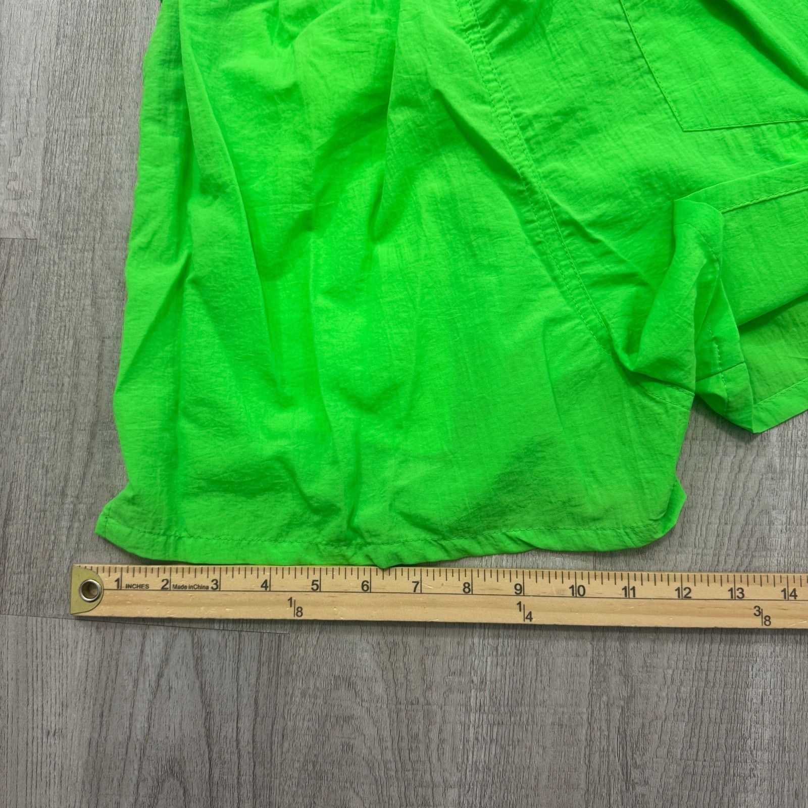 Vintage NEW Vintage USA Sport Surf Shorts Mens Small Green 80s Size US 26 / EU 42 - 11 Thumbnail
