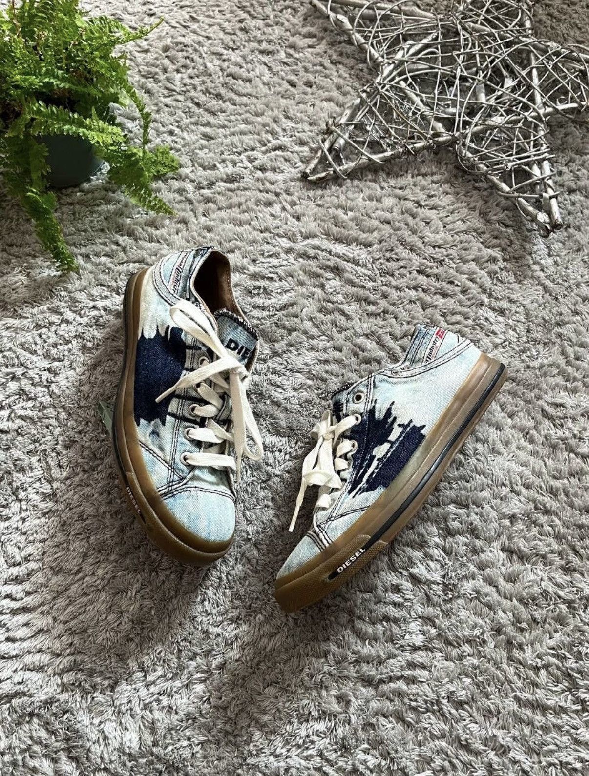 Diesel 00s Diesel Sneakers Rare Streetwear Logo Avant Garde Archive Size US 8.5 / IT 38.5 - 2 Thumbnail