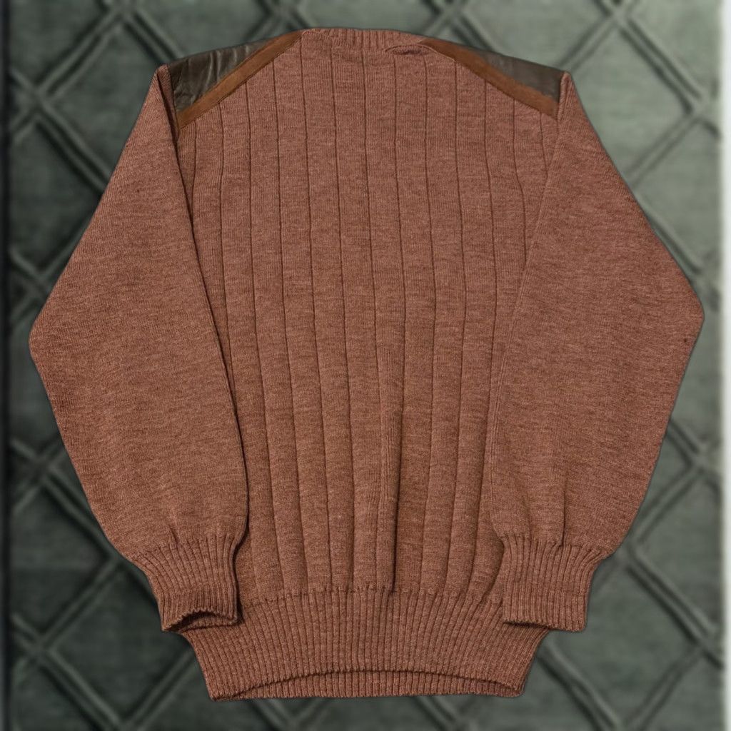 Vintage VINTAGE Edinburgh Woollen Mill Men’s Large Beige Wool Leather Patch Sweater Crew Neck Long Sleeve 80s 90s Retro Casual Size US L / EU 52-54 / 3 - 1 Thumbnail