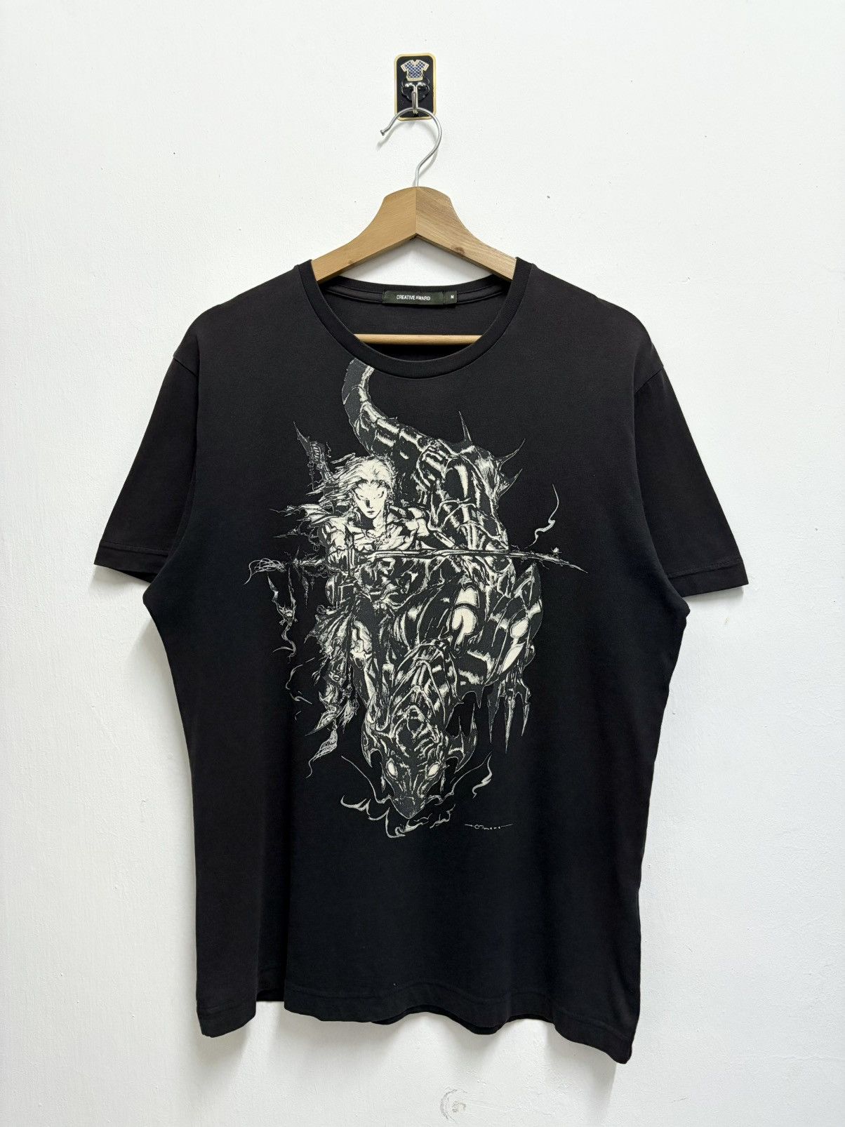 Creative Award Yoshitaka Amano Final Fantasy T-Shirt