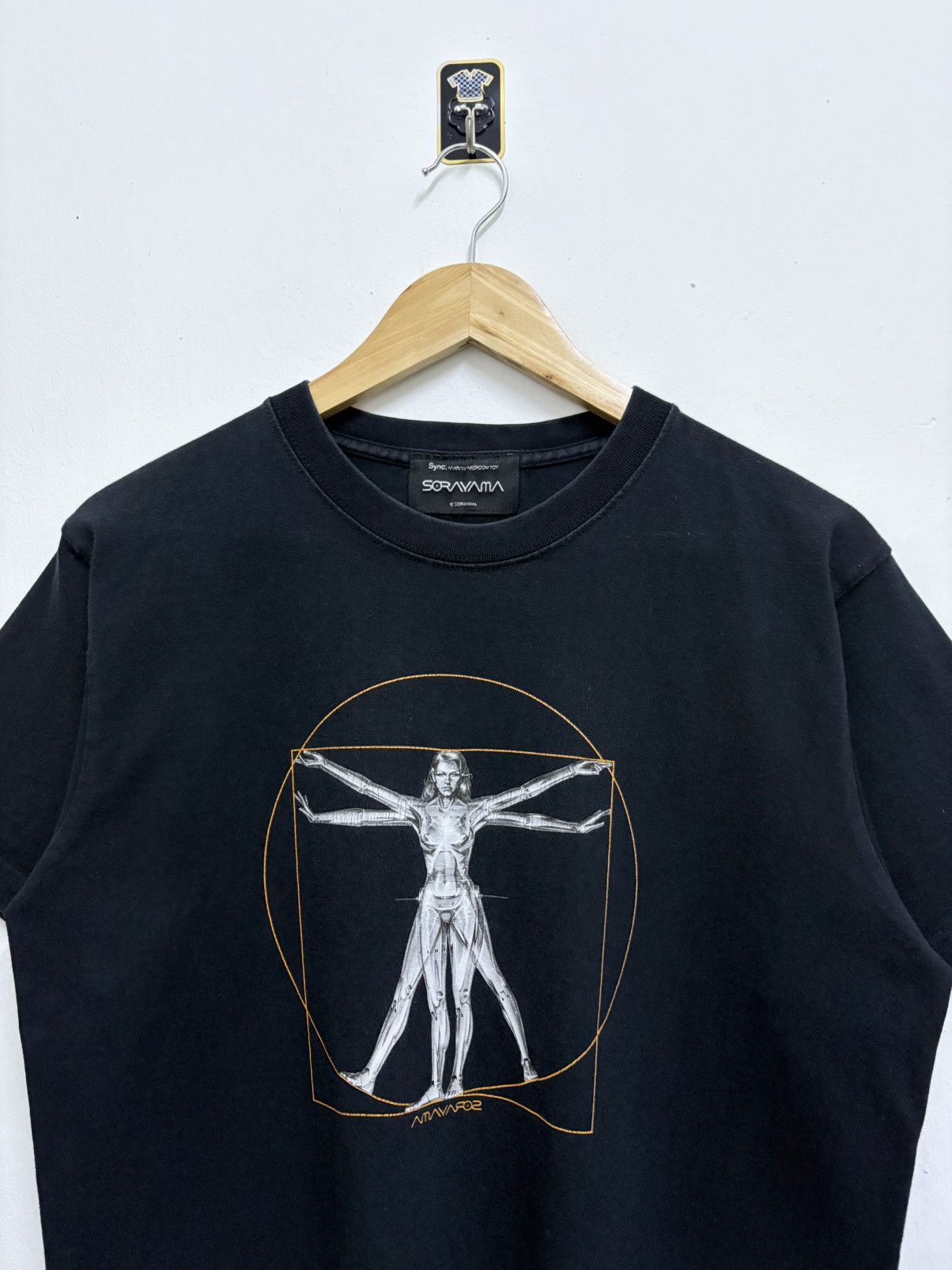 Club Sorayama × Medicom Toy 2000's Club Sorayama Ripoff Art Leonardo Da Vinci T-Shirt Size US M / EU 48-50 / 2 - 3 Thumbnail