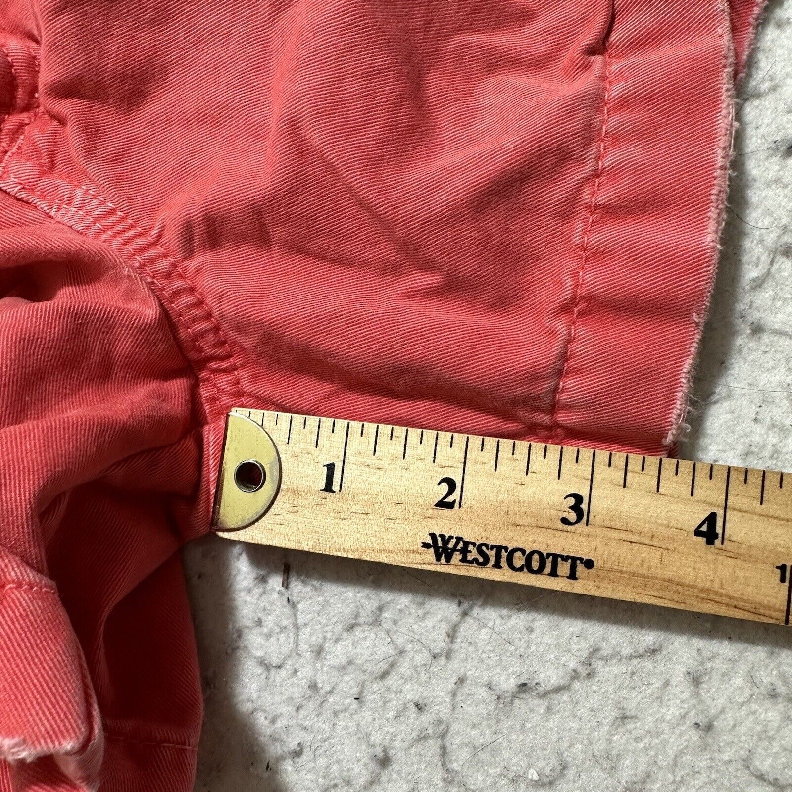 Abercrombie & Fitch Abercrombie 30 Flat Front 3" Inseam Pink Button Shorts Size 30" / US 8 / IT 44 - 12 Thumbnail
