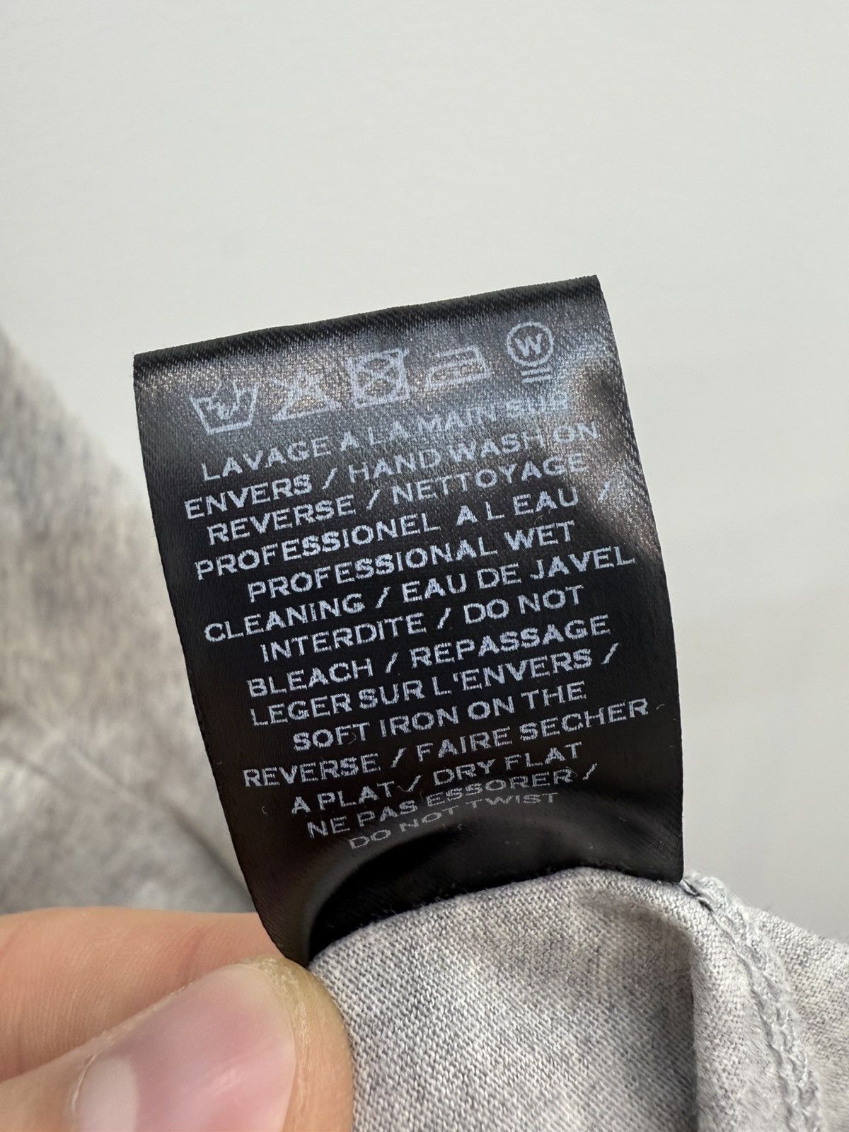 Balmain Balmain Logo Distressed Cotton T-shirt Tee Size US L / EU 52-54 / 3 - 8 Thumbnail