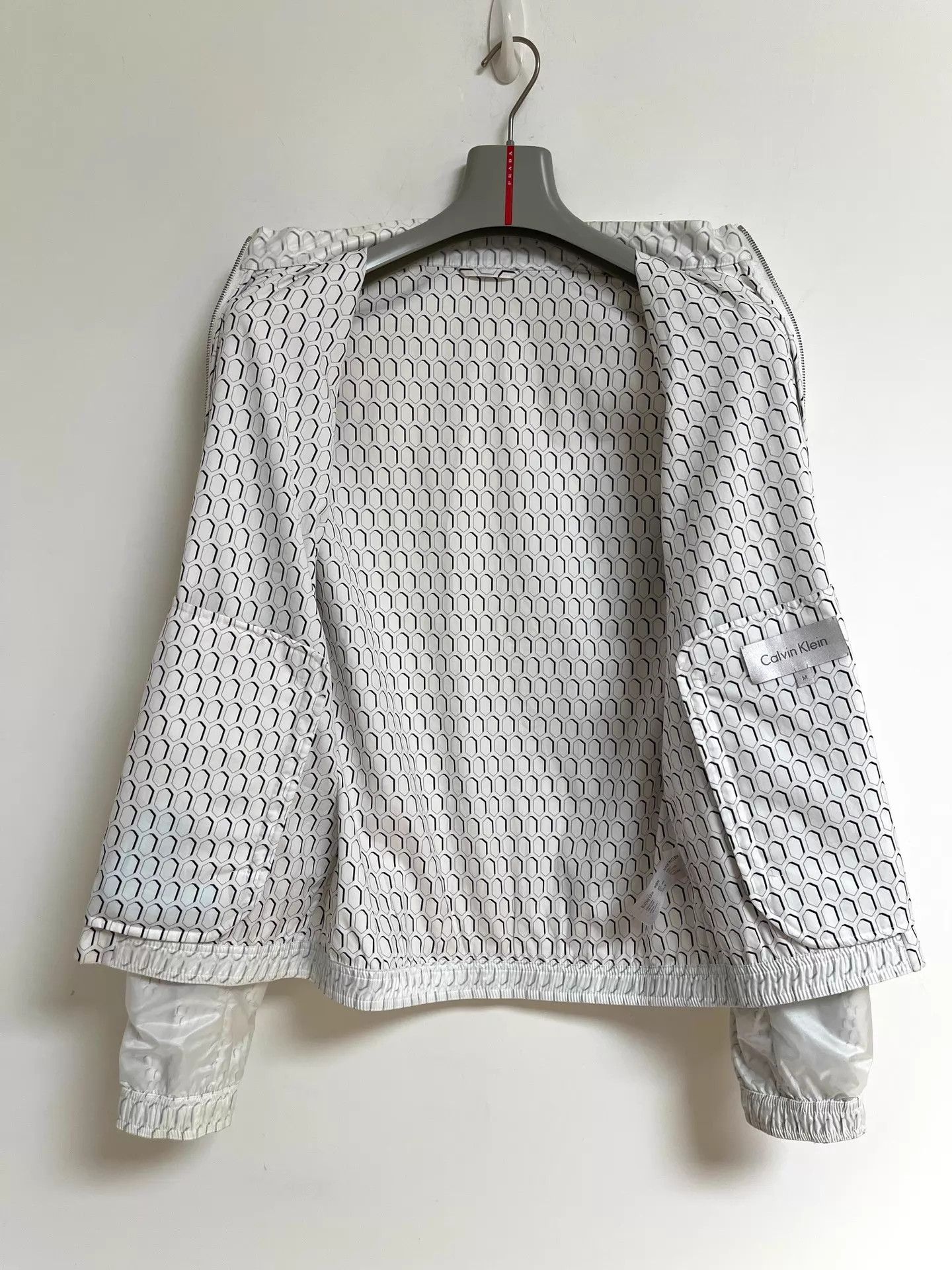 Calvin Klein Calvin Klein TPU Laminate Jacquard Jacket M Size US M / EU 48-50 / 2 - 5 Thumbnail