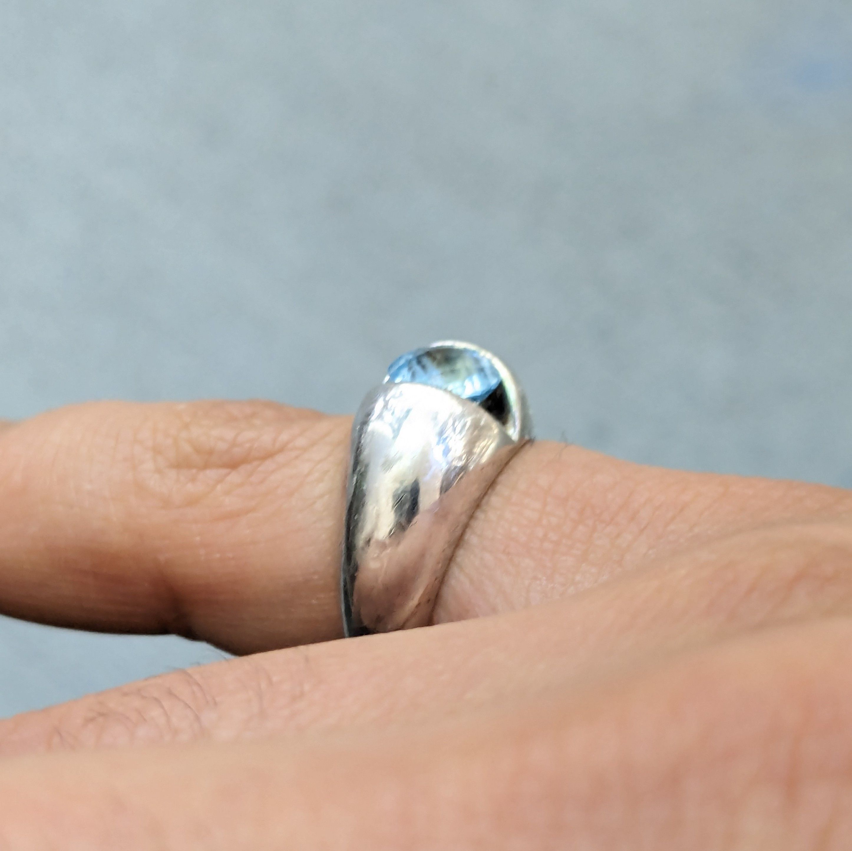 Jewelry Vintage Sterling Silver Ring Blue Topaz Size 6.5 Modern Size ONE SIZE - 10 Thumbnail