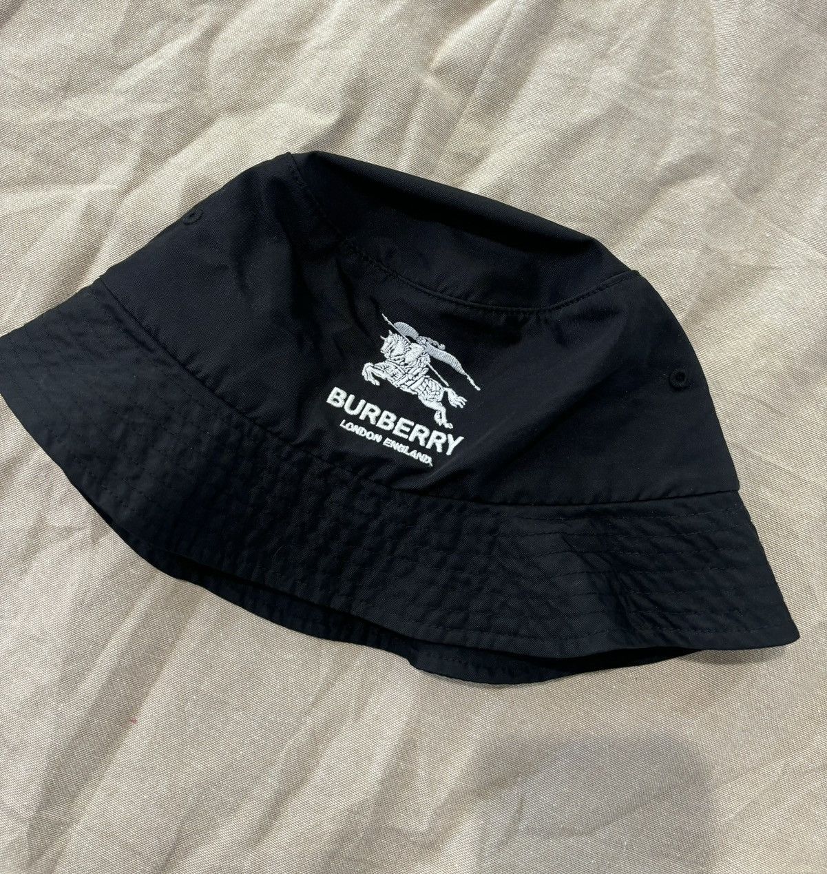 Supreme Burberry Logo Hat Supreme Burberry Bucket Crusher Hat Black