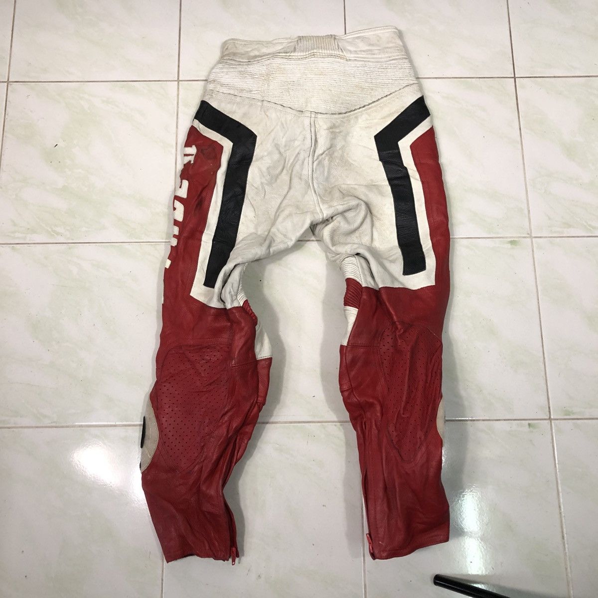 Japanese Brand 📌Vintage Leather Biker Pants Plicana Big Logo Size US 26 / EU 42 - 2 Thumbnail