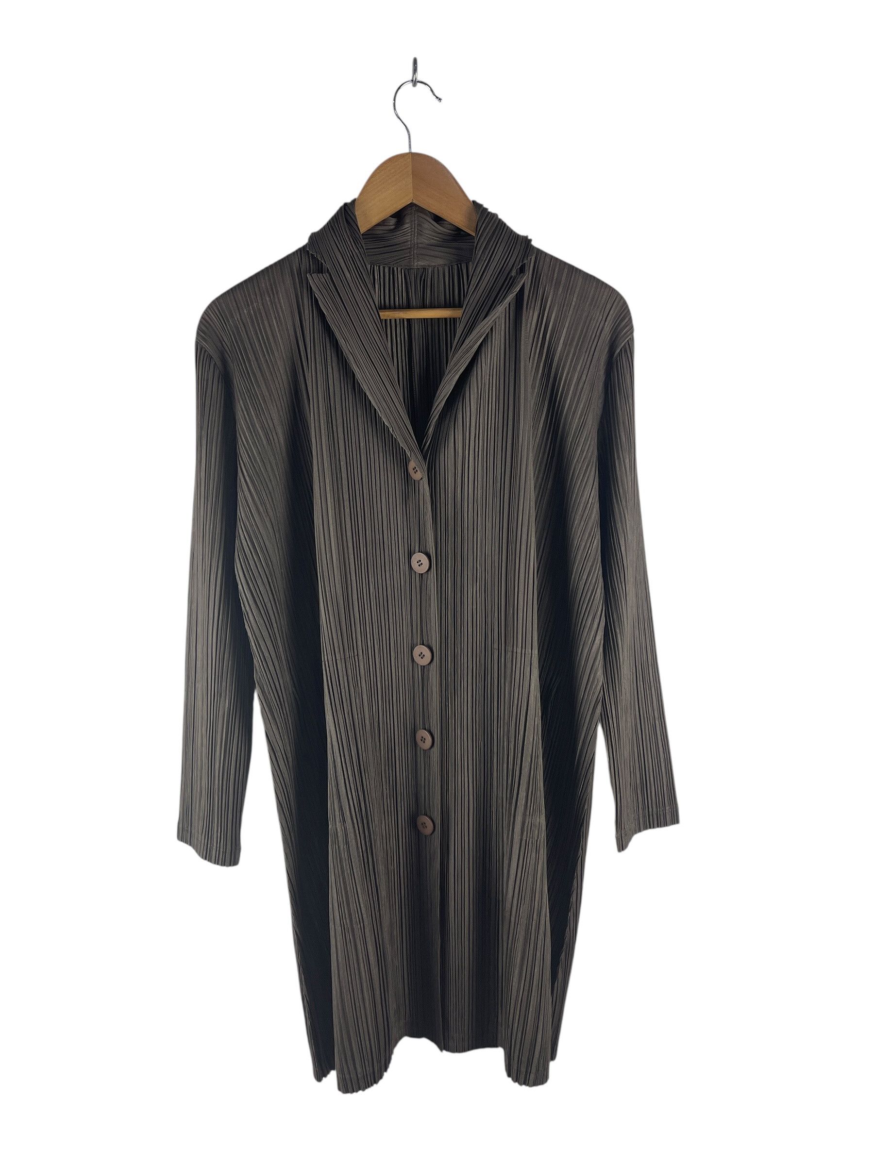 Pleats Please Issey Miyake Pleats Please Issey Miyake Button Front Pleated Cardigan Size US L / EU 52-54 / 3 - 2 Thumbnail