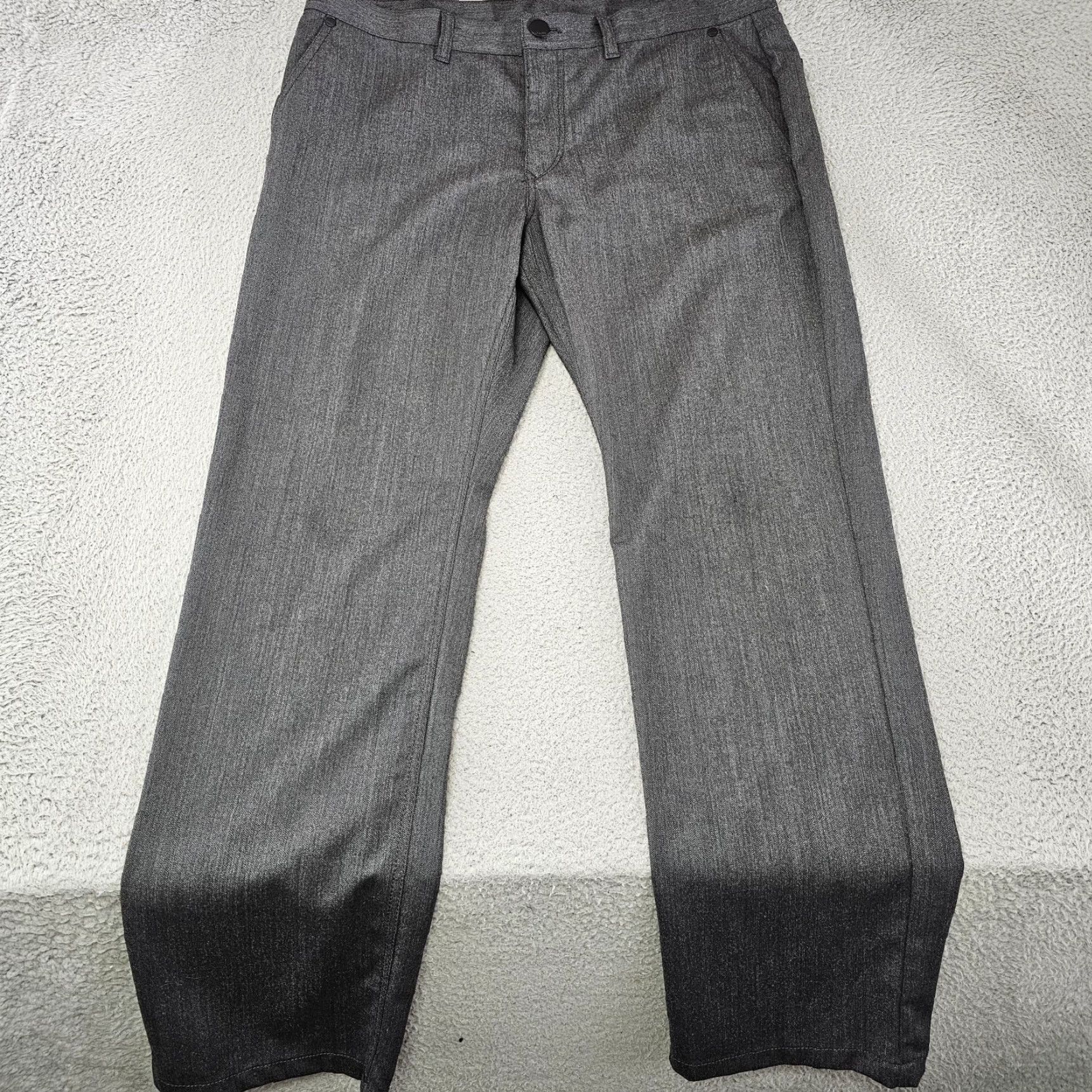 Express Express Dress Pants Mens 36x30 Gray Photographer Wool Stretch Herringbone Chinos Dress Pants Mens Gray Wool Blend Herringbone Express Photographer Size US 36 / EU 52 - 2 Thumbnail