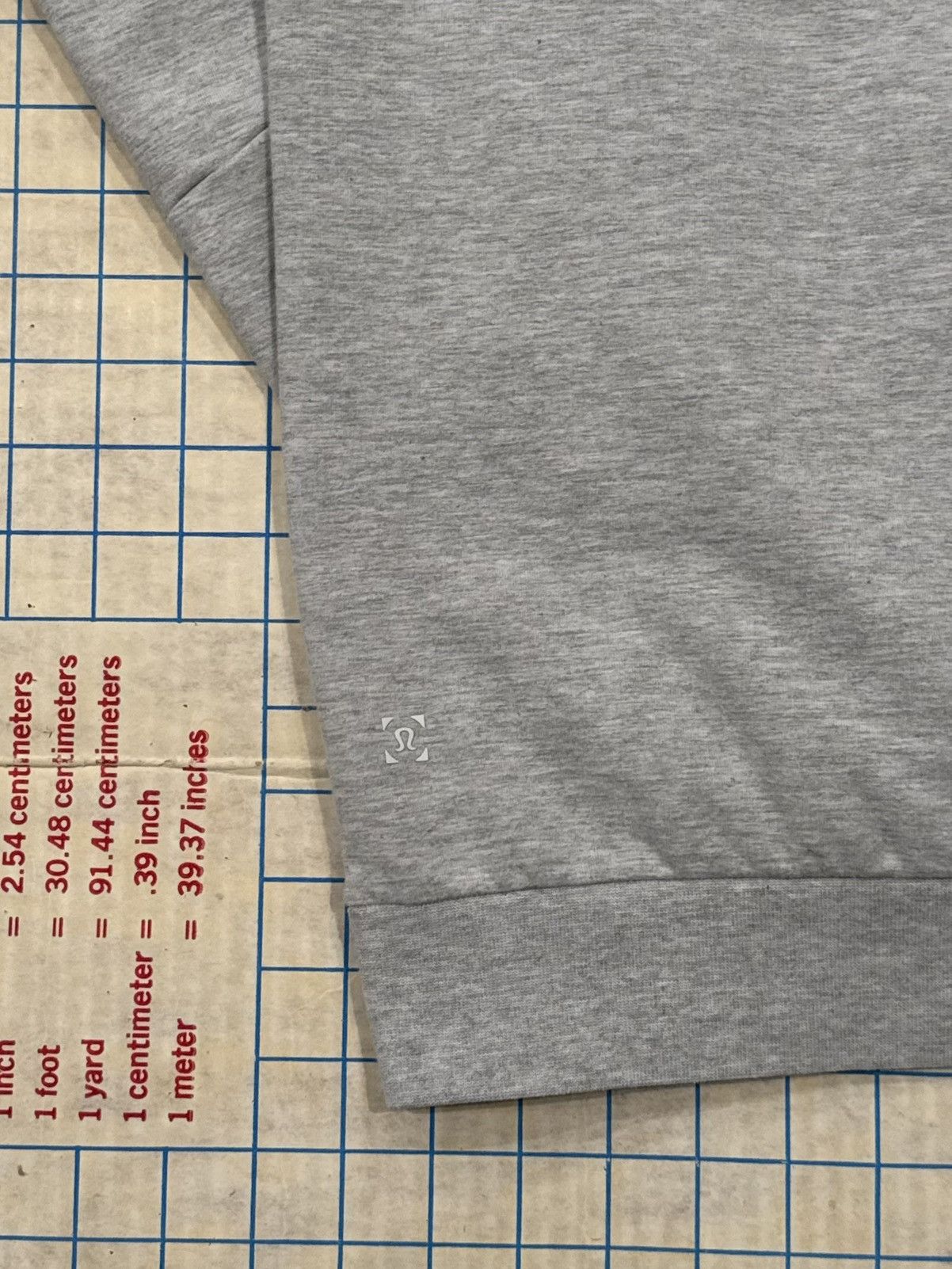 Lululemon Lululemon Pull Over Hoodie Heather Gray Mens Size Small Size US S / EU 44-46 / 1 - 9 Thumbnail