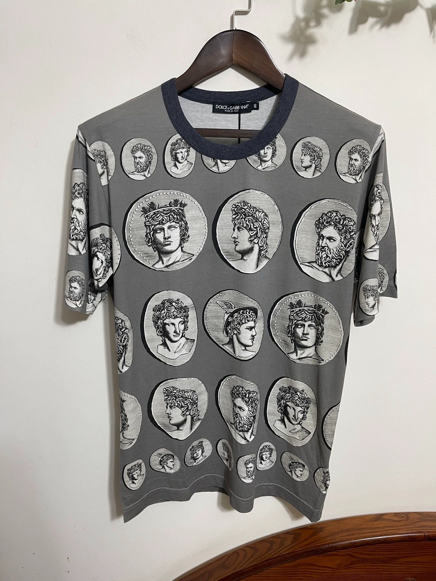 Dolce & Gabbana DG Slim Fit Roman Bust Short Sleeve Tee 46 Size US S / EU 44-46 / 1 - 1 Thumbnail
