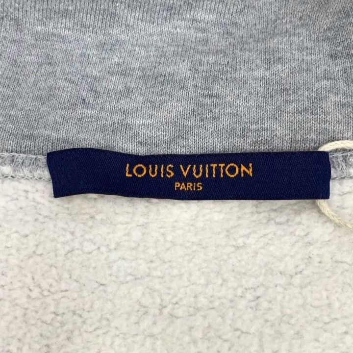 Louis Vuitton Louis Vuitton Neon Figure Printed Hooded Sweatshirt K26WX Size US M / EU 48-50 / 2 - 5 Thumbnail