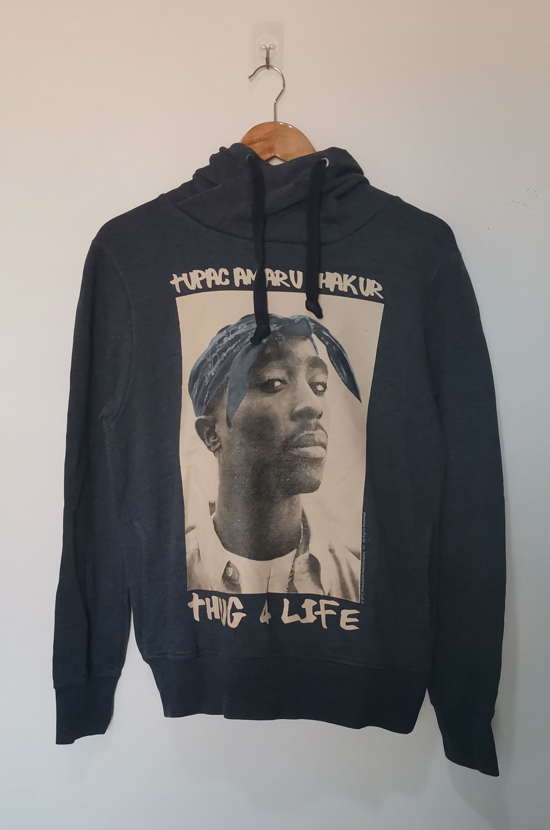 Rap Tees Tupac Amaru Shakur Rap Hoodie by Devide x H&M – S – Blue Size US S / EU 44-46 / 1 - 1 Thumbnail