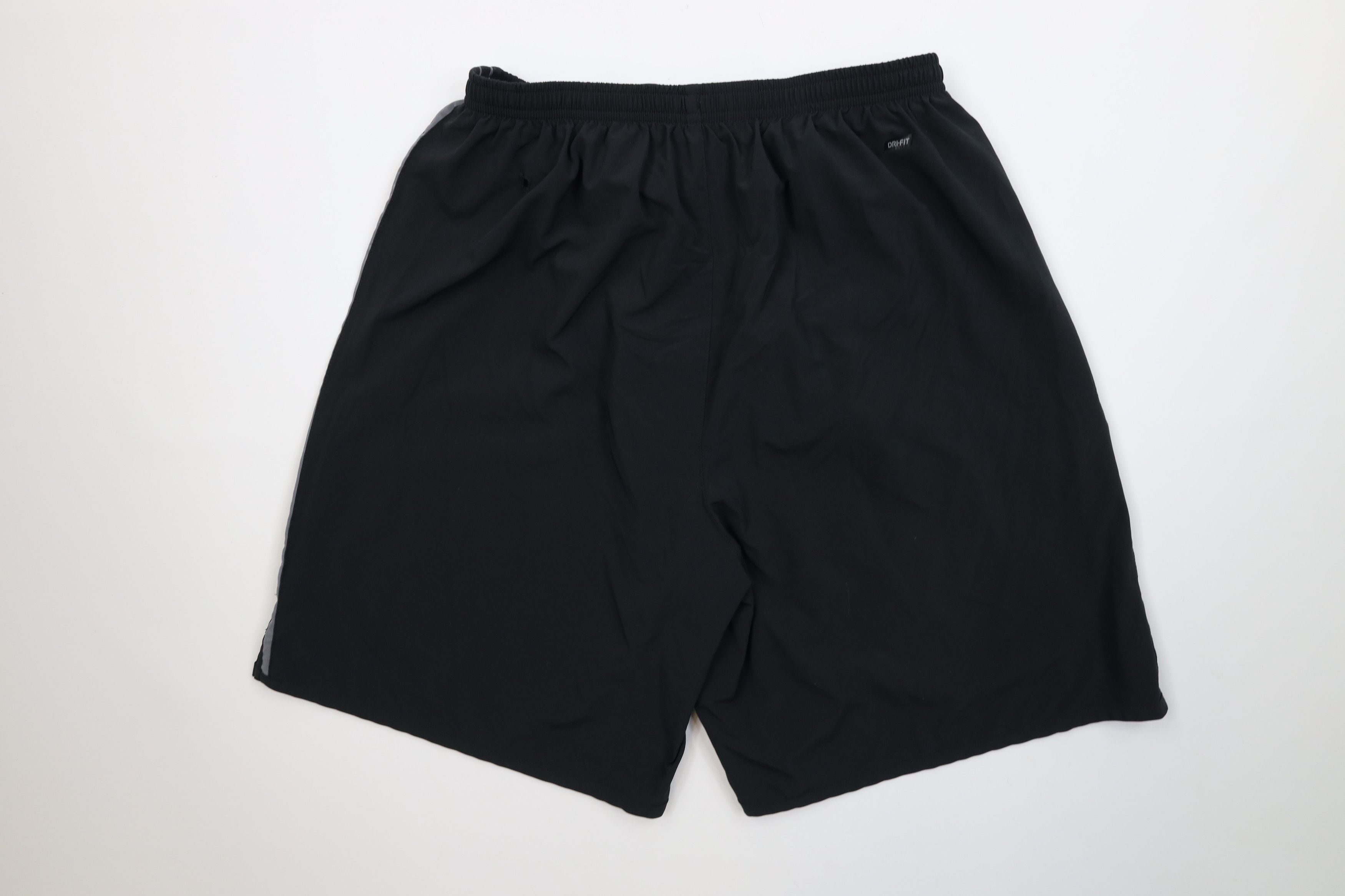 Nike Vintage Nike Scott Mini Swoosh Lined Above Knee Shorts Black Size US 34 / EU 50 - 9 Thumbnail