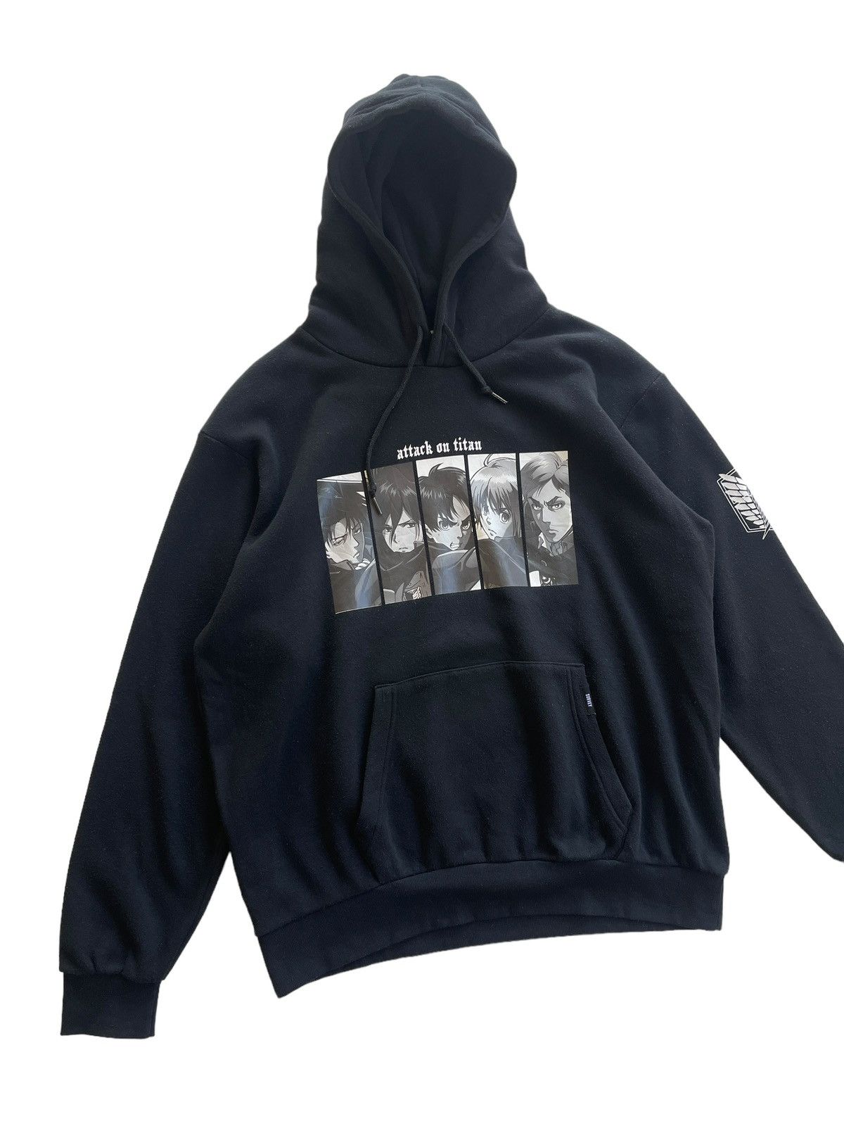 Cartoon Network Japan Anime Attack On Titan Character Hoodies Size US L / EU 52-54 / 3 - 4 Thumbnail