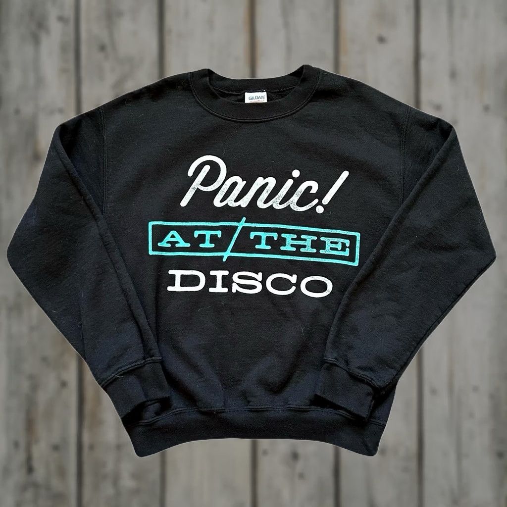 Gildan 2000s Gildan Panic At The Disco band sweatshirt Small Black Pullover Size US S / EU 44-46 / 1 - 1 Thumbnail