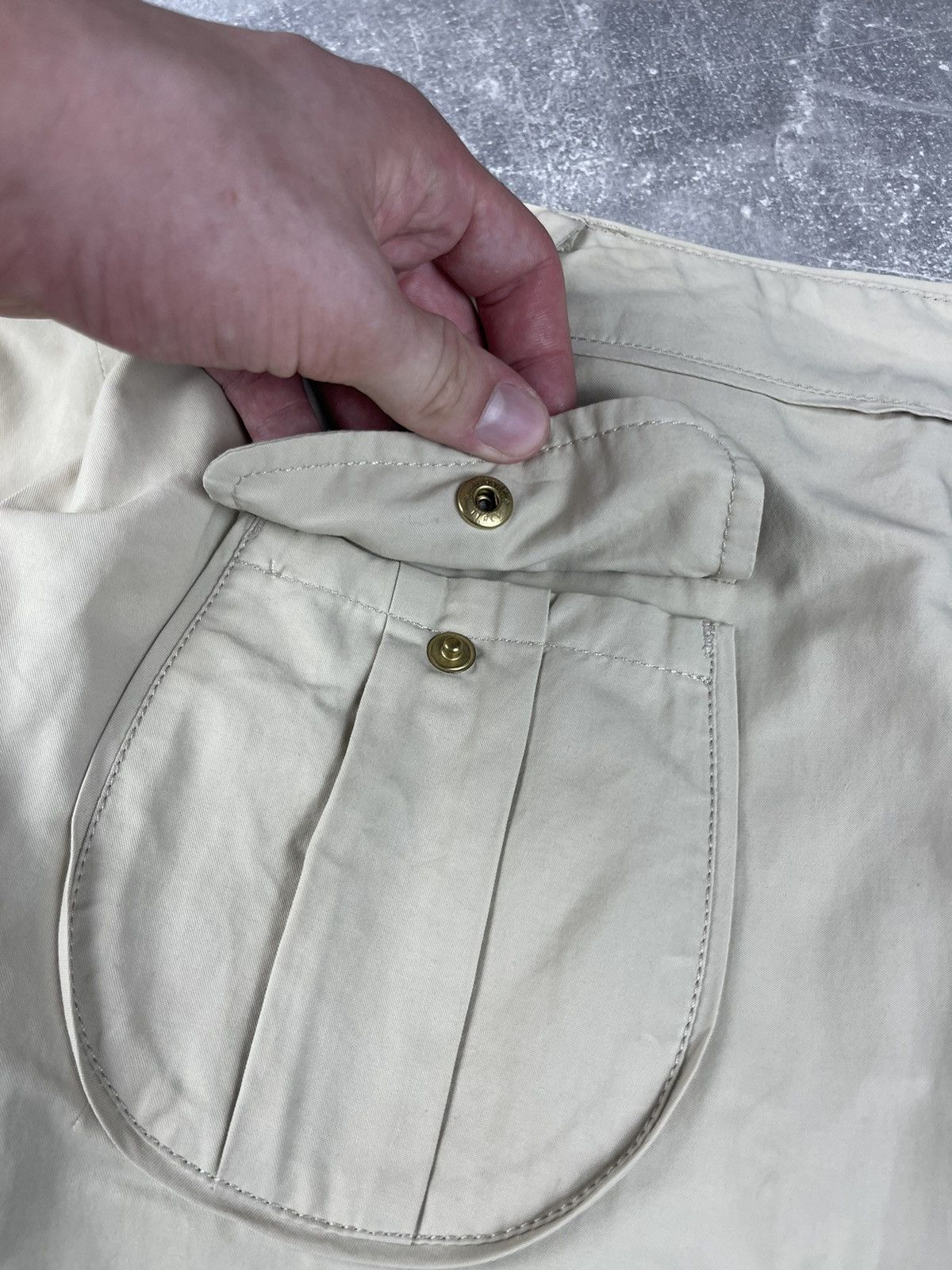 Moncler × Vintage Moncler Vintage Beige Womans Breeches Shorts Size 27" / US 4 / IT 40 - 10 Thumbnail