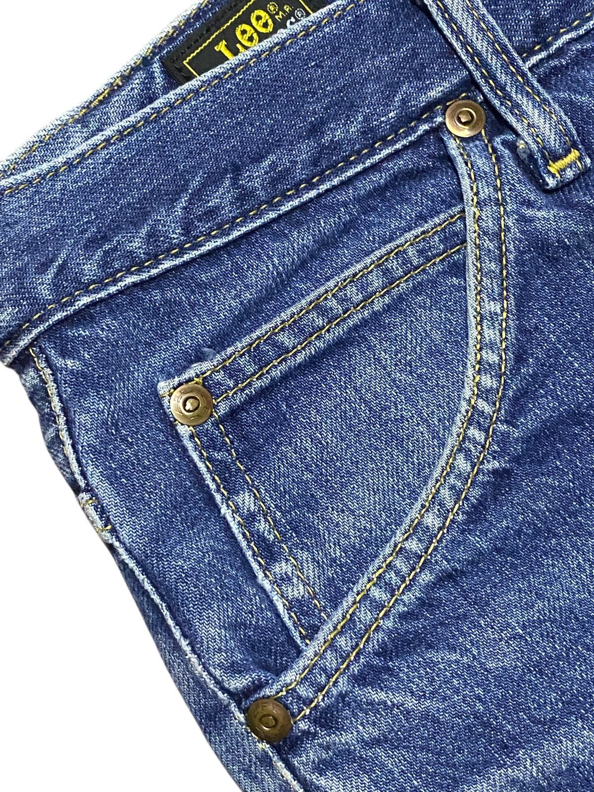 Issey Miyake × Lee Vintage Lee Riders Faded Wash Distressed Flare Jeans Size US 32 / EU 48 - 7 Thumbnail
