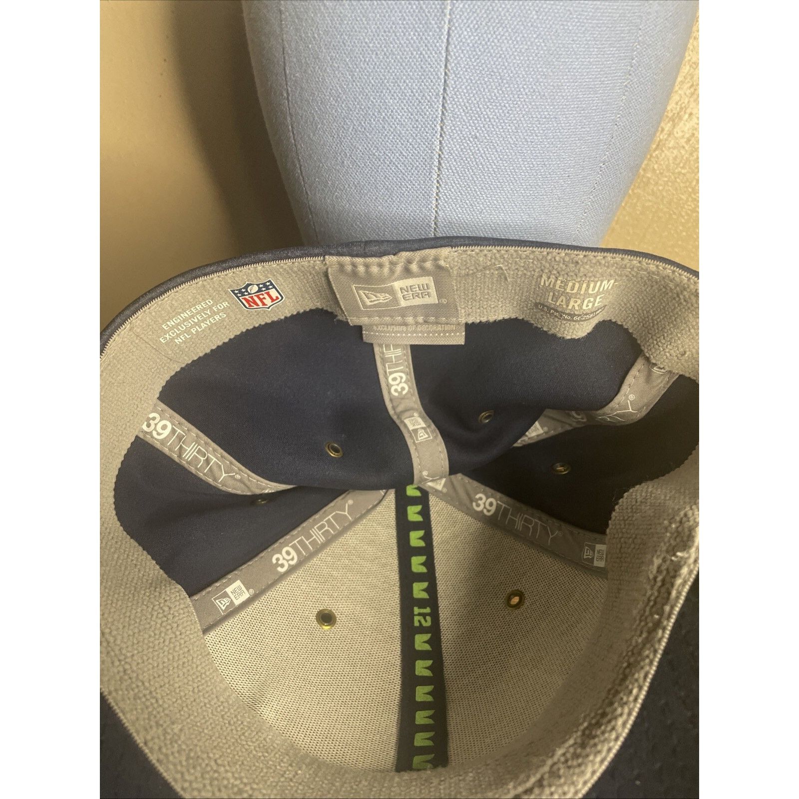 New Era Seattle Seahawks New Era 39thirty Flex Fitted Hat Cap M-L Size US L / EU 52-54 / 3 - 7 Thumbnail