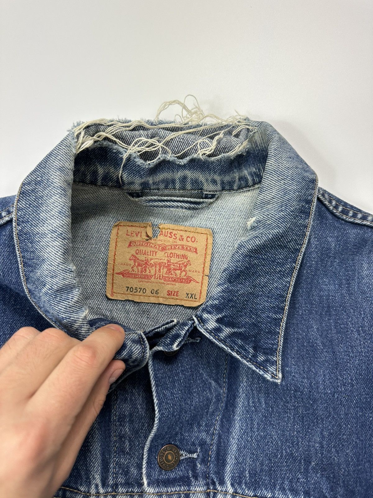 Levi's Vintage 90's Levis Denim Jacket 70570 Blue XXL Size Size US XXL / EU 58 / 5 - 10 Thumbnail