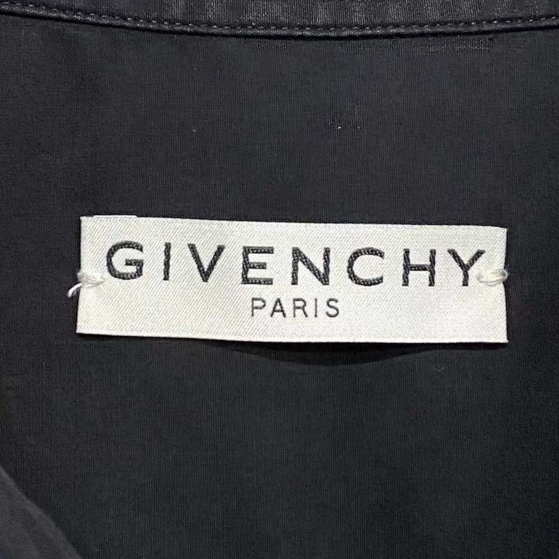 Givenchy Givenchy Short Sleeve Logo Shirt by Givenchy -2507 Size US M / EU 48-50 / 2 - 5 Thumbnail