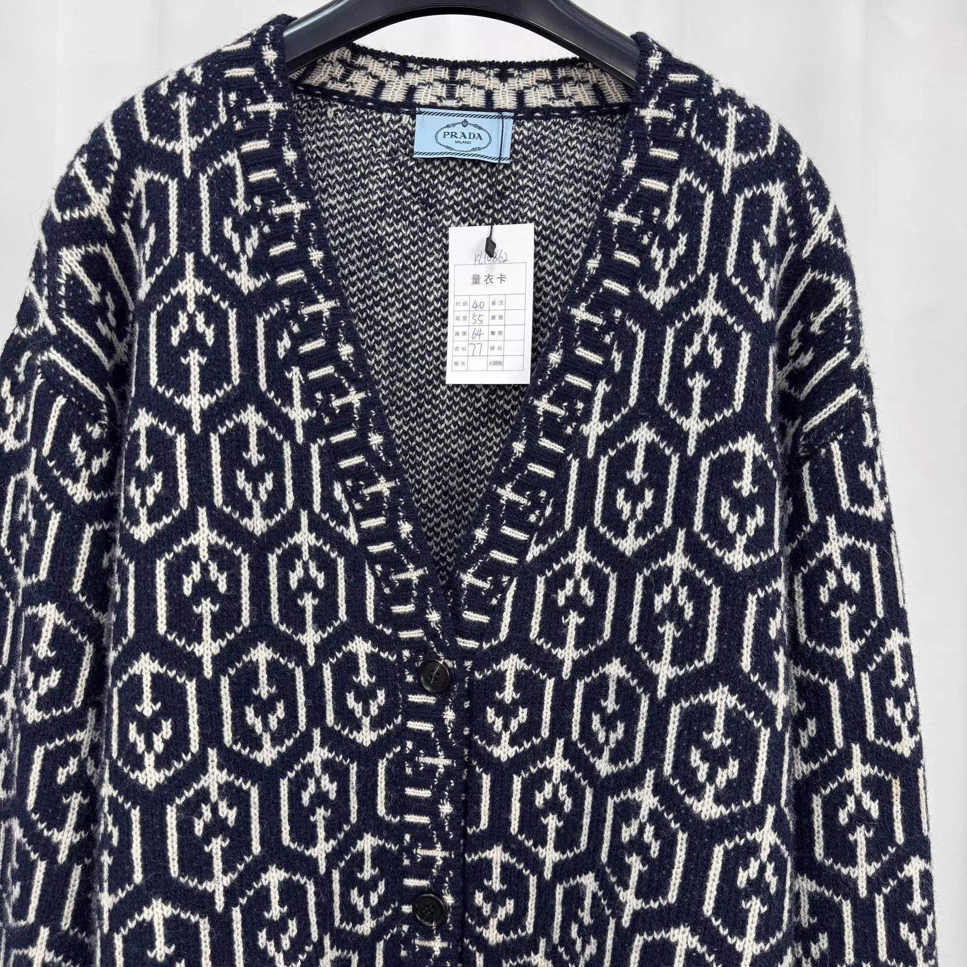 Prada Prada Geo Triangle Logo Wool Knit Cardi 40 99 New Size S / US 4 / IT 40 - 3 Thumbnail
