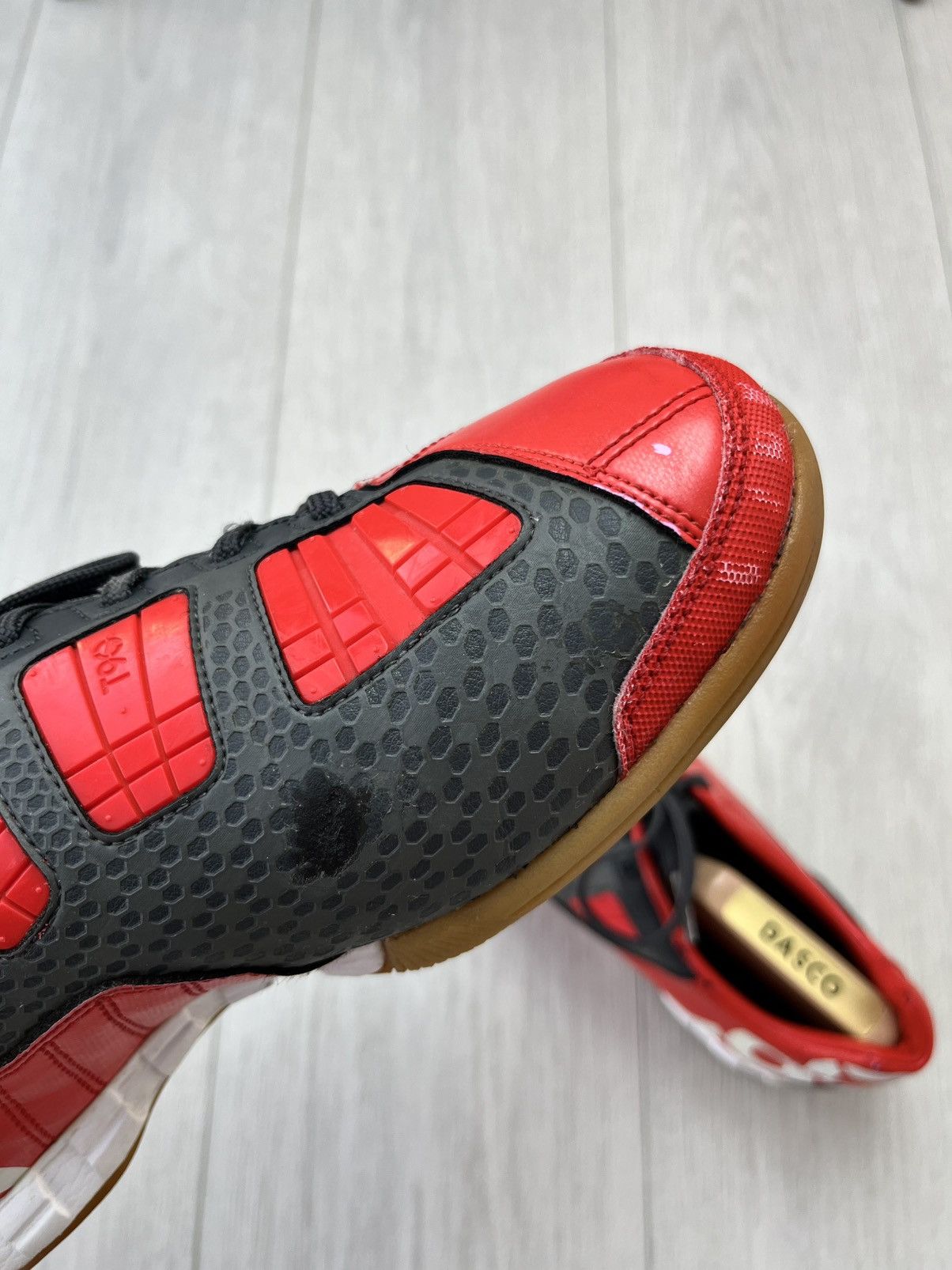 Nike Vintage Nike Total 90 Shoot lll IC Futsal Soccer Shoes Boots Size US 8.5 / EU 41-42 - 13 Thumbnail