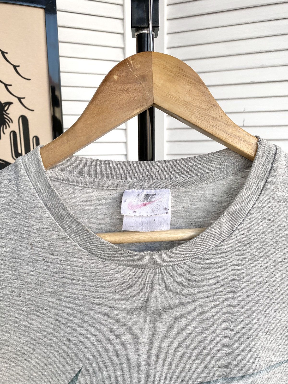 Nike × Vintage Nike Vintage Center Big Swoosh Logo Tee Shirt Y2K Size US L / EU 52-54 / 3 - 5 Thumbnail