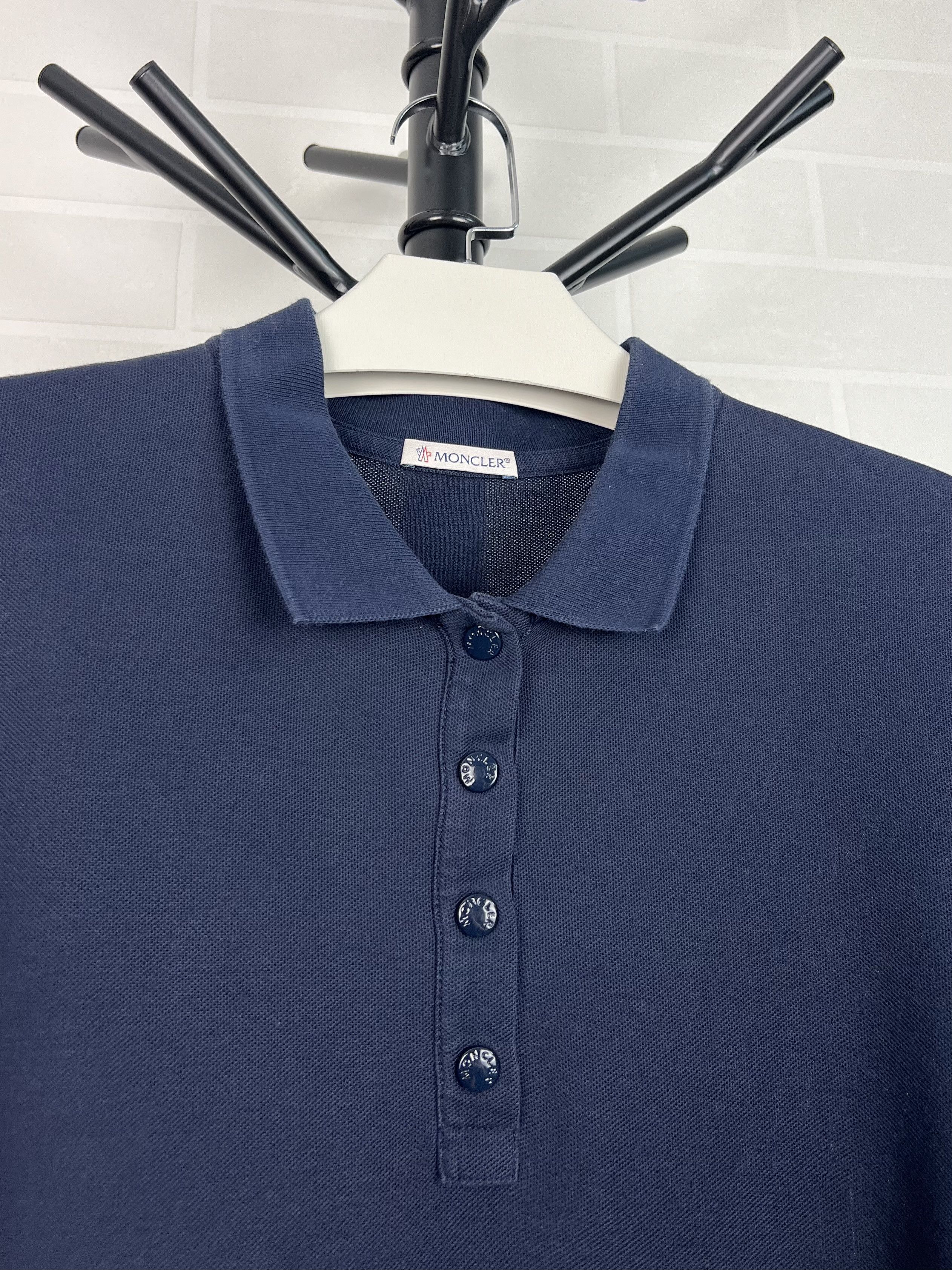 Moncler MONCLER Polo Shirt Cotton Short Sleeve Slim 4 Button Side Size US S / EU 44-46 / 1 - 3 Thumbnail