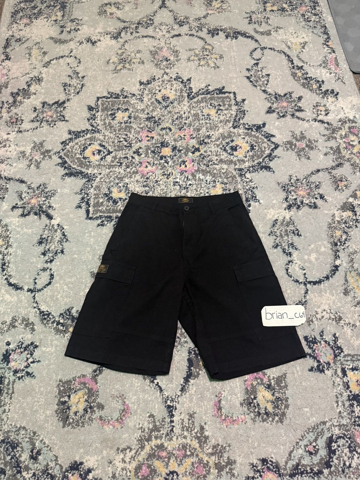 Corteiz Guerillaz cargo short [Camo] | Grailed