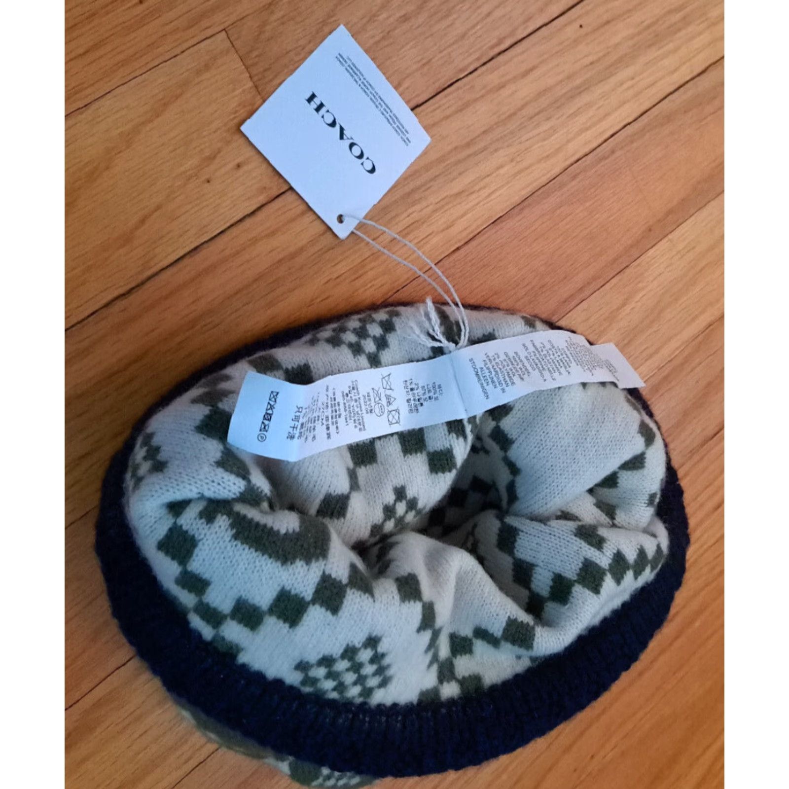 Coach VINTAGE Coach Beanie Wool Hat Green Womens NWT Winter 97% Wool Adjustable Powerfully Knit Men? Size ONE SIZE - 6 Thumbnail