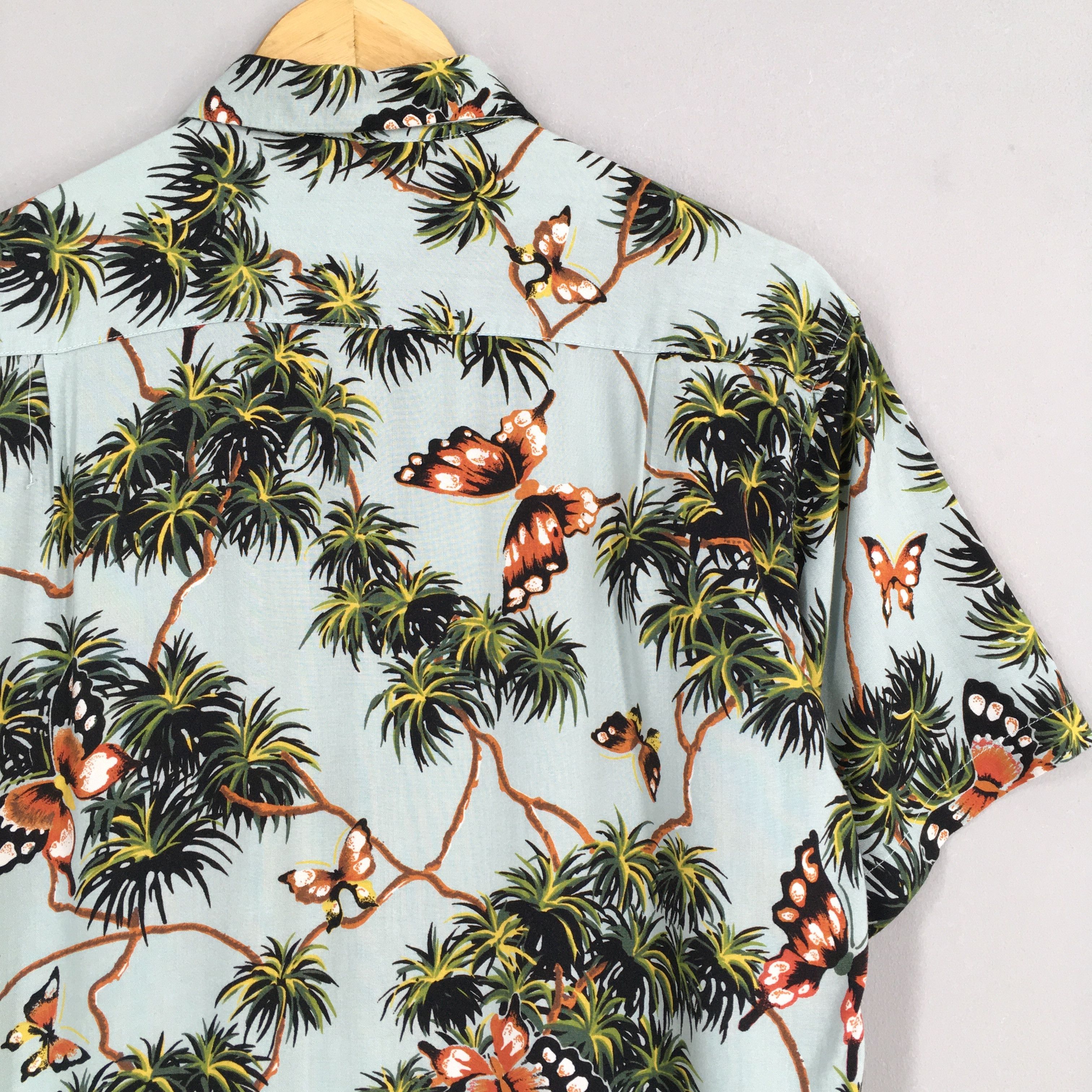 Vintage Vintage 90s Kalaupapa Hawaiian Tropical Butterflies Shirt Size US M / EU 48-50 / 2 - 8 Thumbnail