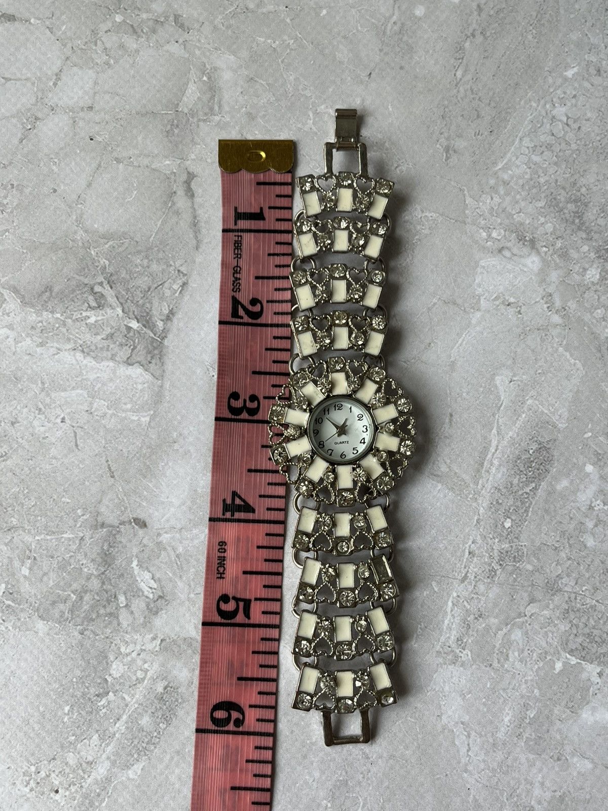 Jewelry × Vintage Elegant Women’s Watch with Swarovski Crystals Bracelet Size ONE SIZE - 13 Thumbnail