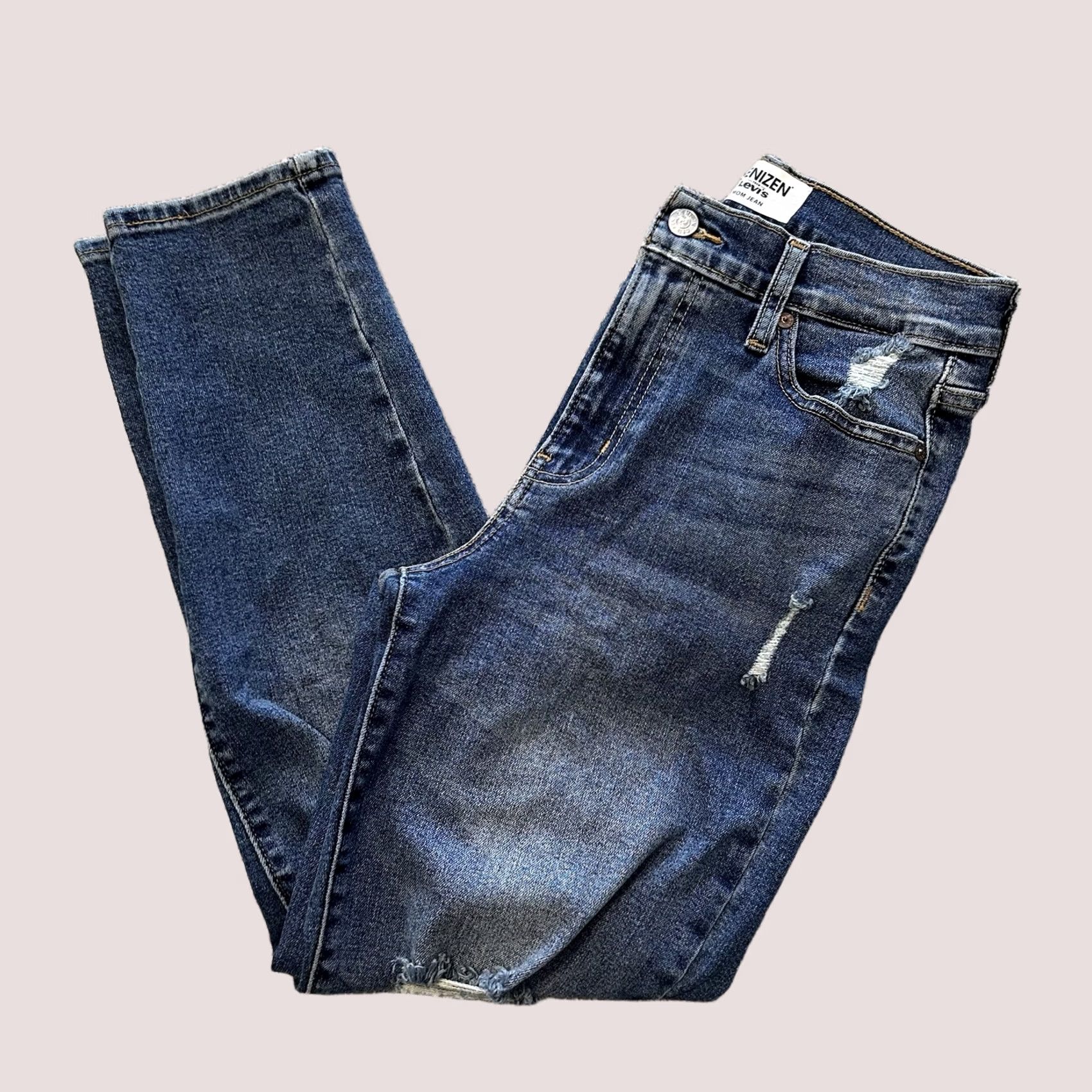 Levi's Levi's Jeans Mom Womens 26x26 Distressed High Rise Relaxed Inseam 26 Blue denim Stretch Pockets Size 26" / US 2 / IT 38 - 1 Thumbnail