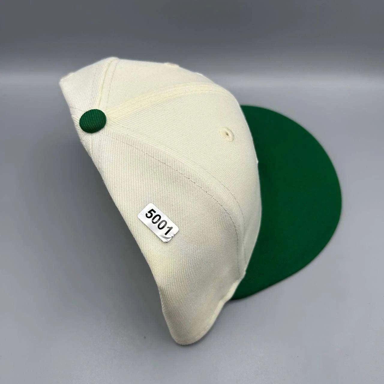 New Era Toronto Blue Jays Hat Men 7 1/2 White Green MLB Fitted Cap Size ONE SIZE - 9 Thumbnail