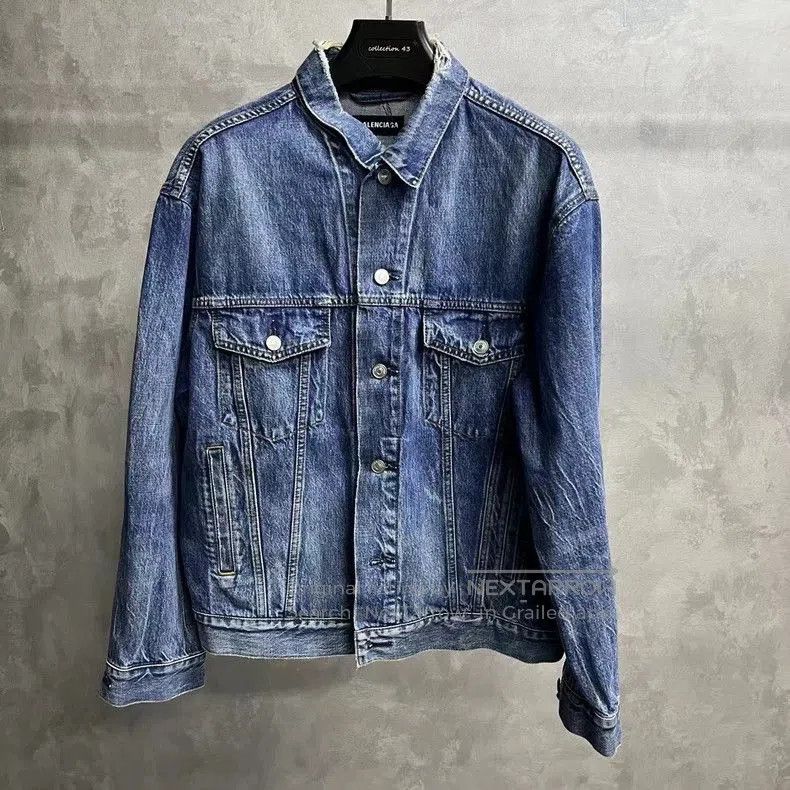 Balenciaga Balenciaga Blue Denim Lapel Single-Row Button Jacket. Size US XS / EU 42 / 0 - 2 Thumbnail