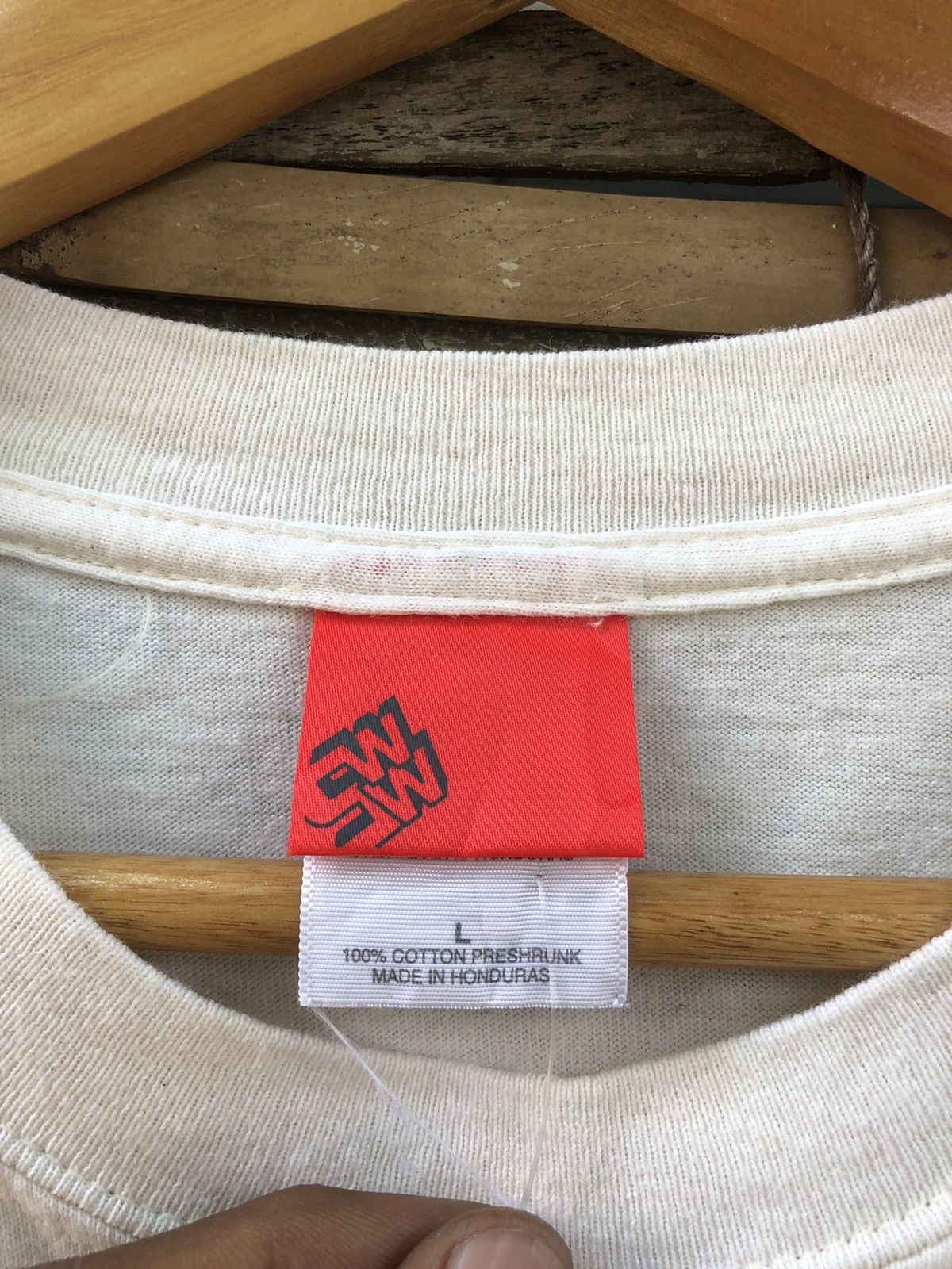 Japanese Brand Vintage Y2K Swell With Ilon Like A Lion In Zion Tee Size US L / EU 52-54 / 3 - 13 Thumbnail