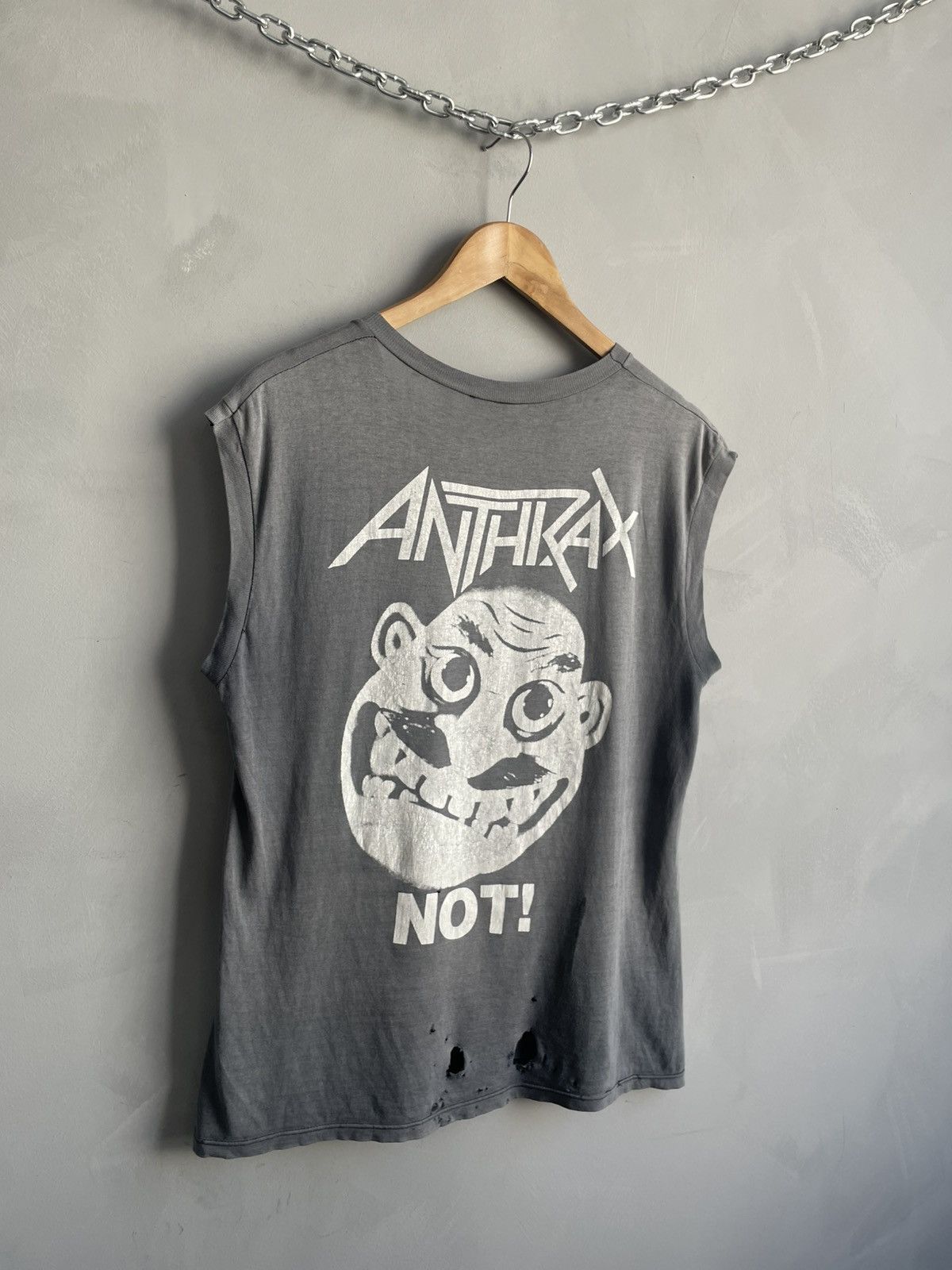 Band Tees 90s faded washed tank top Anthrax t shirt among the living Size US M / EU 48-50 / 2 - 9 Thumbnail
