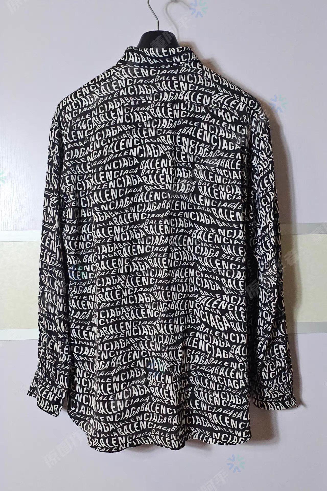 Balenciaga Balenciaga All-Over Logo Long Sleeve Shirt, Q4 Size US L / EU 52-54 / 3 - 2 Thumbnail