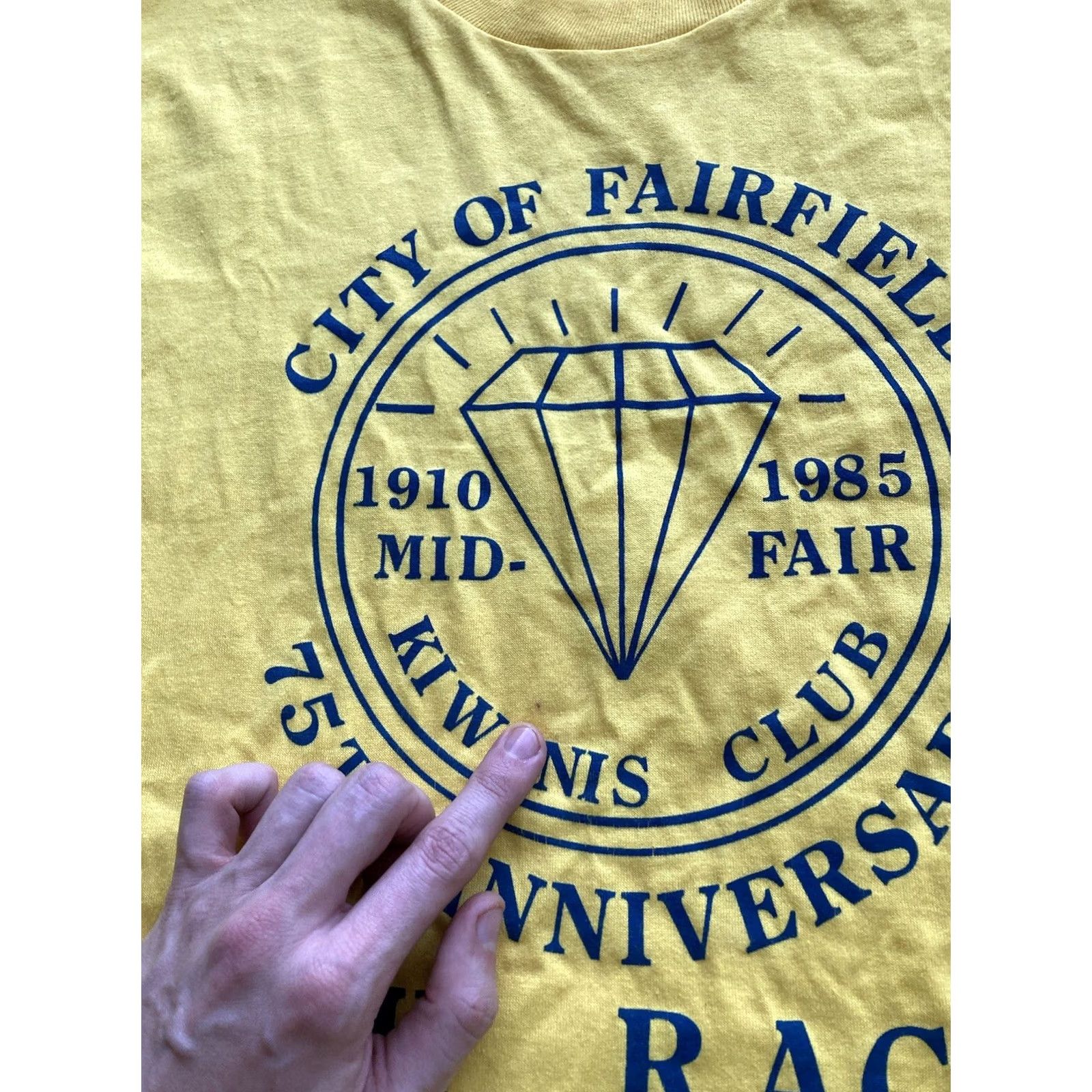 Jerzees VINTAGE Kiwanis Club Fairfield Shirt Sz Medium Birmingham USA Made Marathon Jersey? Size US M / EU 48-50 / 2 - 6 Thumbnail