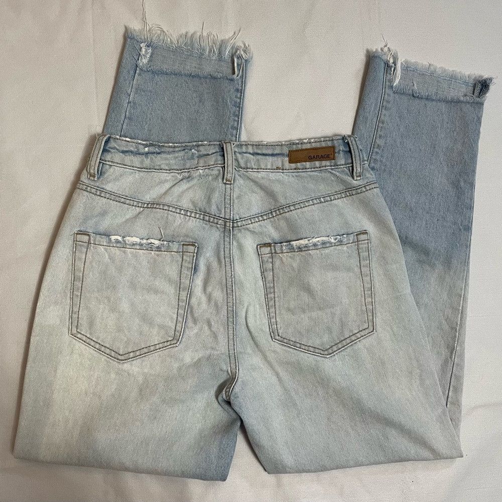 Garage Garage Distressed Raw Hem Jeans Size 1 US XS Size 26" / US 2 / IT 38 - 7 Thumbnail