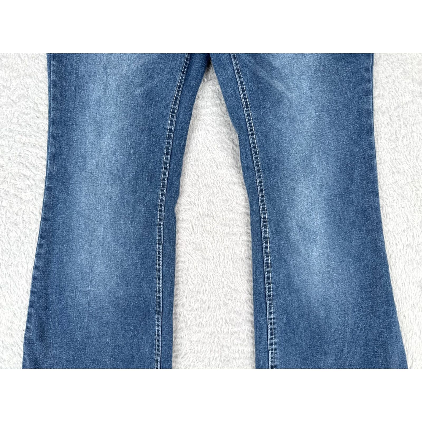 Shein SheIn Jeans Women’s 8 Blue Denim Flare Distressed Mid Rise 29x30 Cotton Blend 5-Pocket Design Vintage No Size 30" / US 8 / IT 44 - 3 Thumbnail